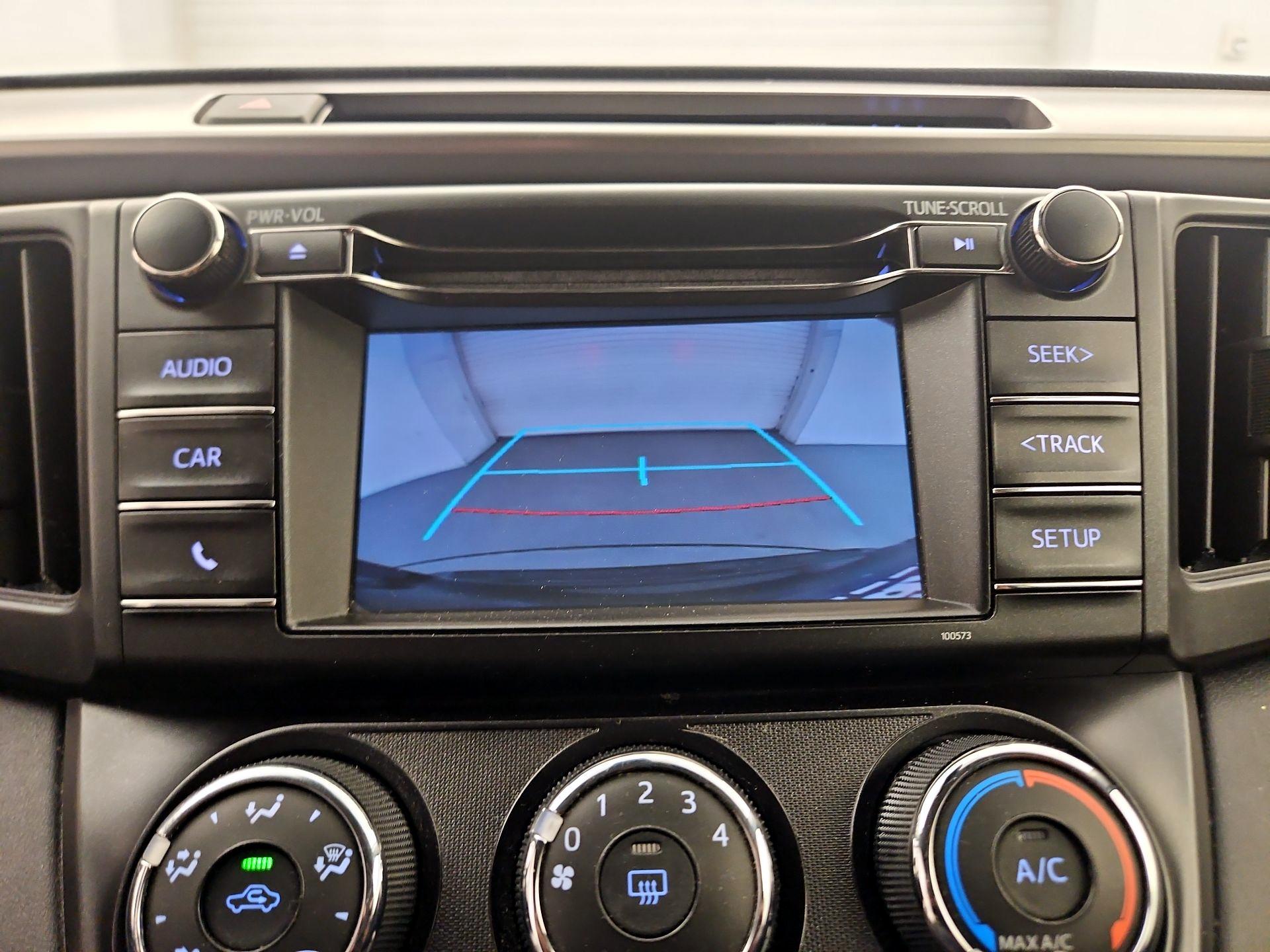 Thumbnail: 2018 Toyota RAV4 - 12