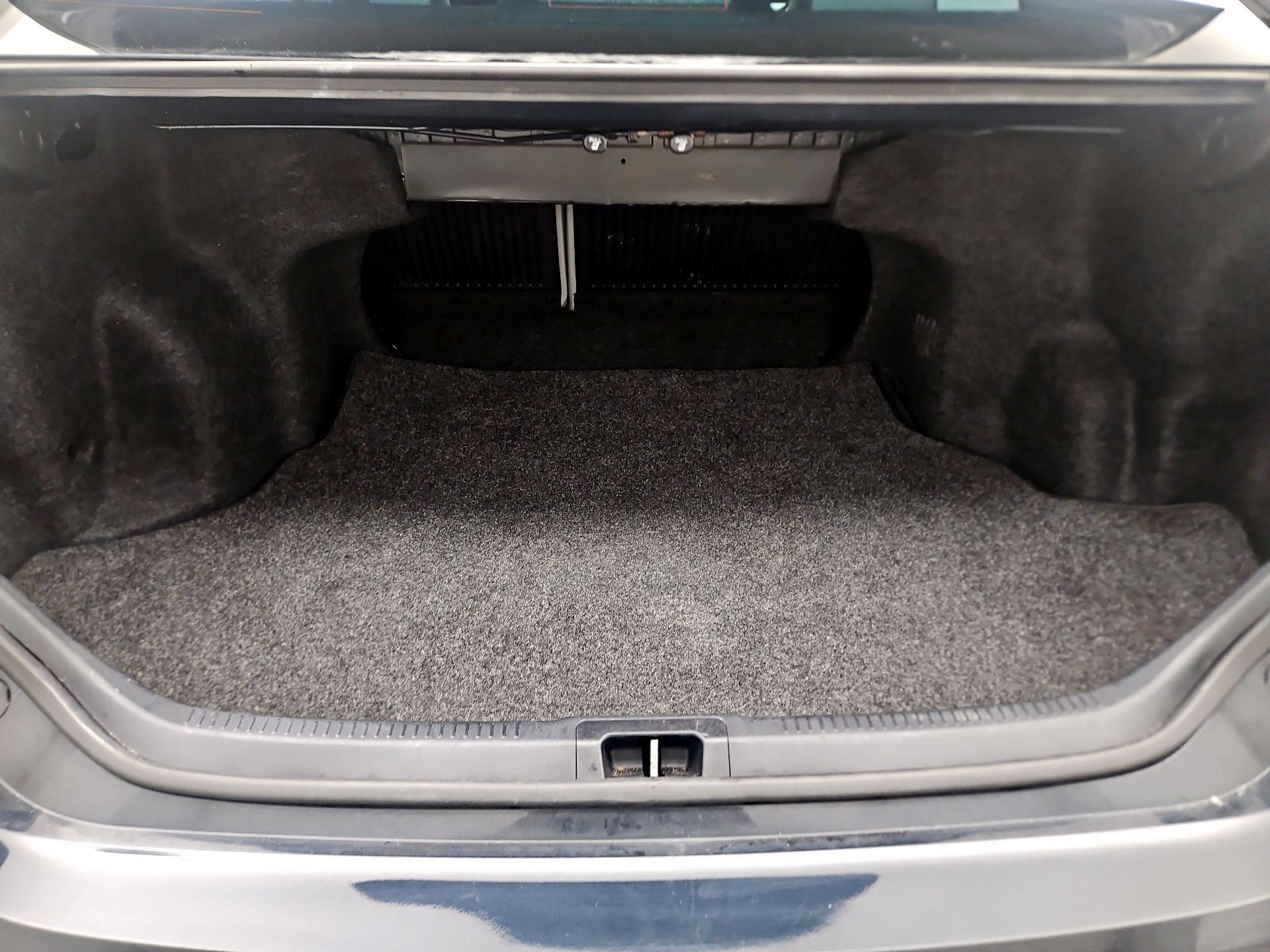 Thumbnail: 2015 Toyota Camry - 17