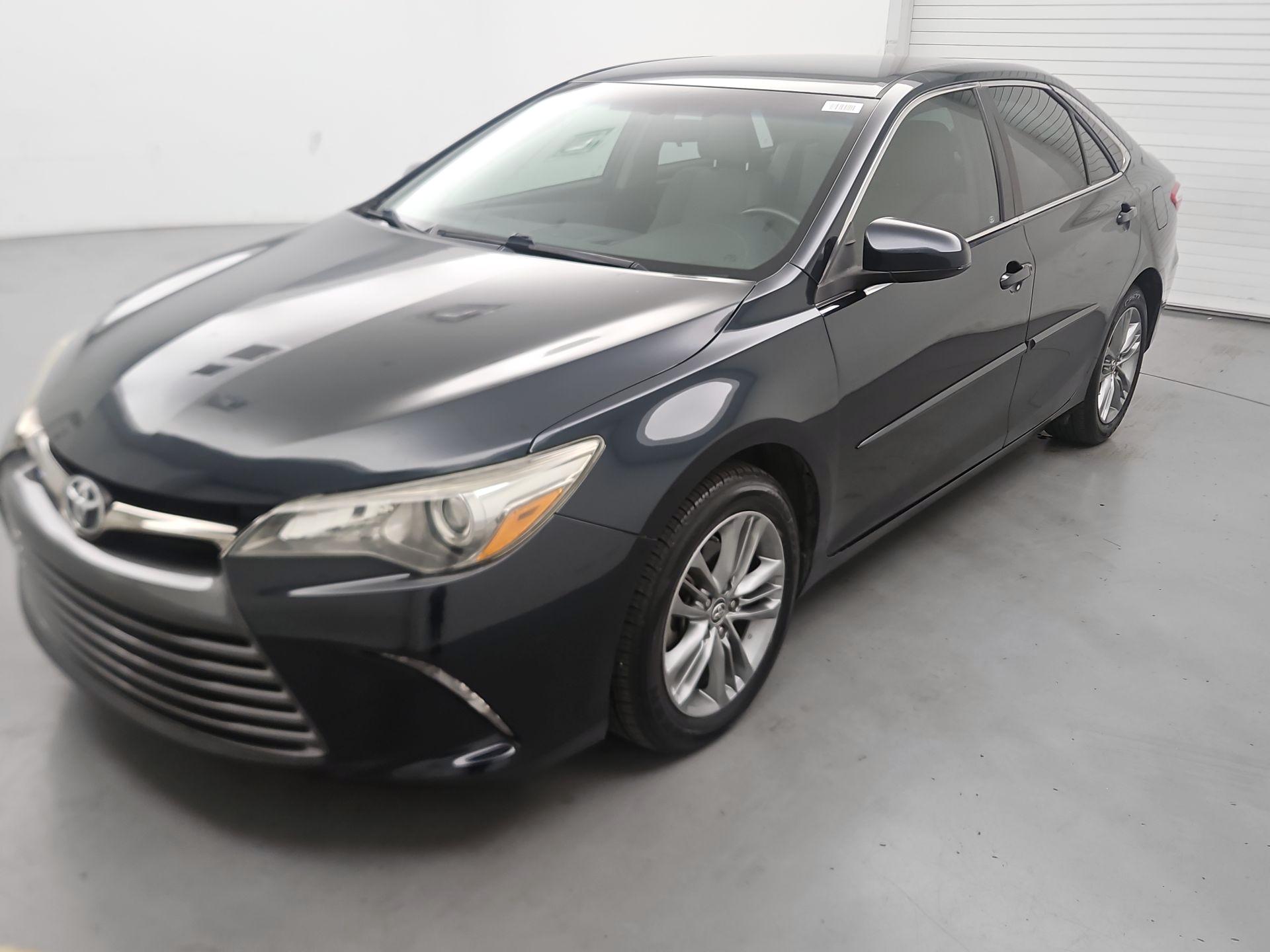 Thumbnail: 2015 Toyota Camry - 3