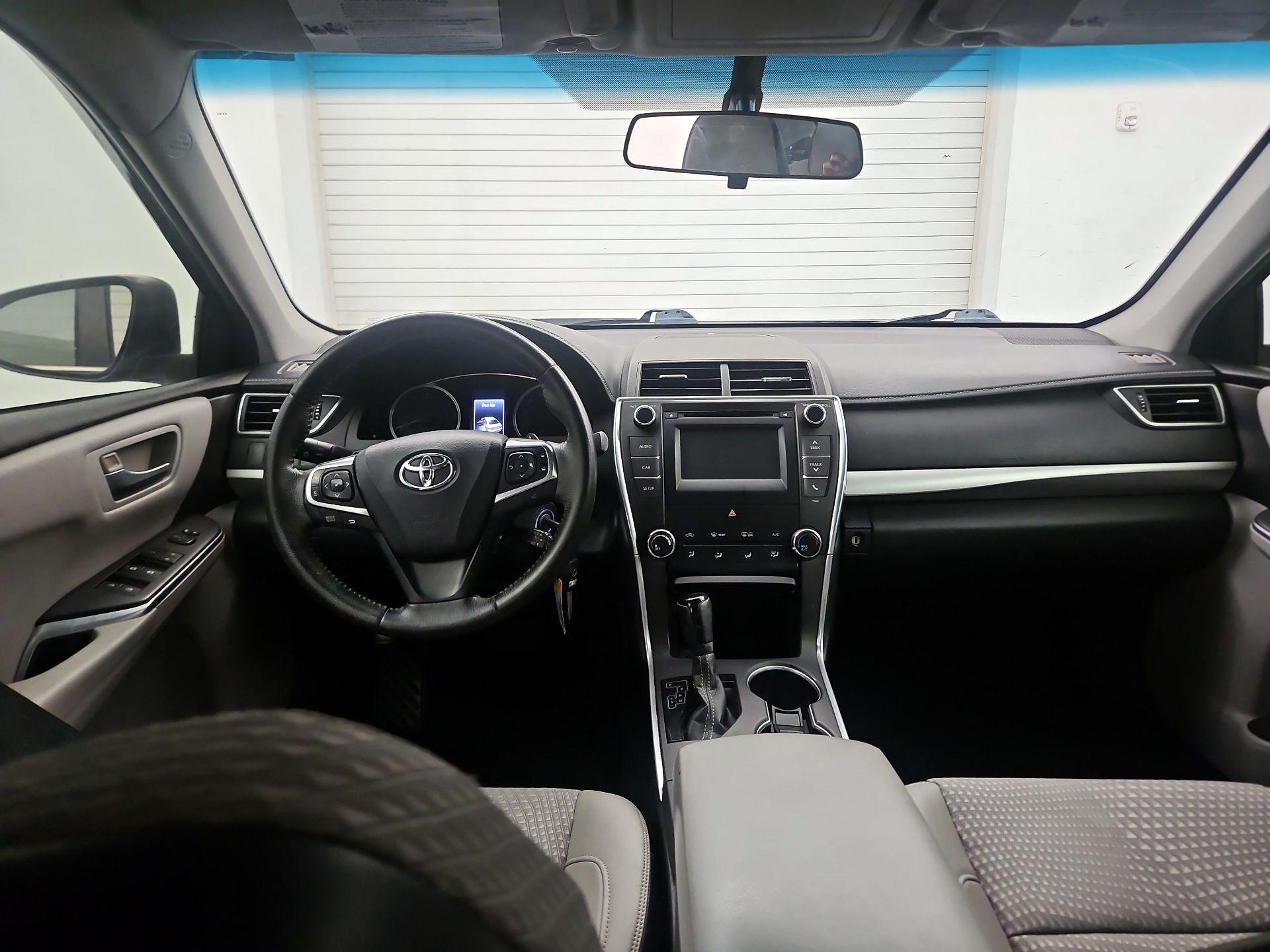Thumbnail: 2015 Toyota Camry - 8
