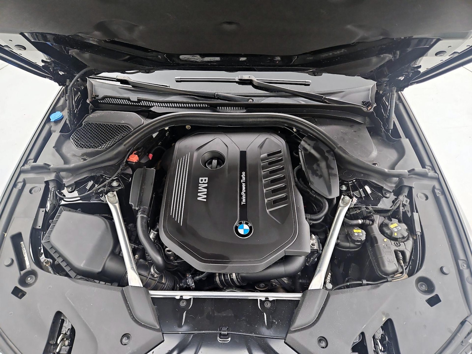 2018 BMW 5 Series 540i - Photo 24