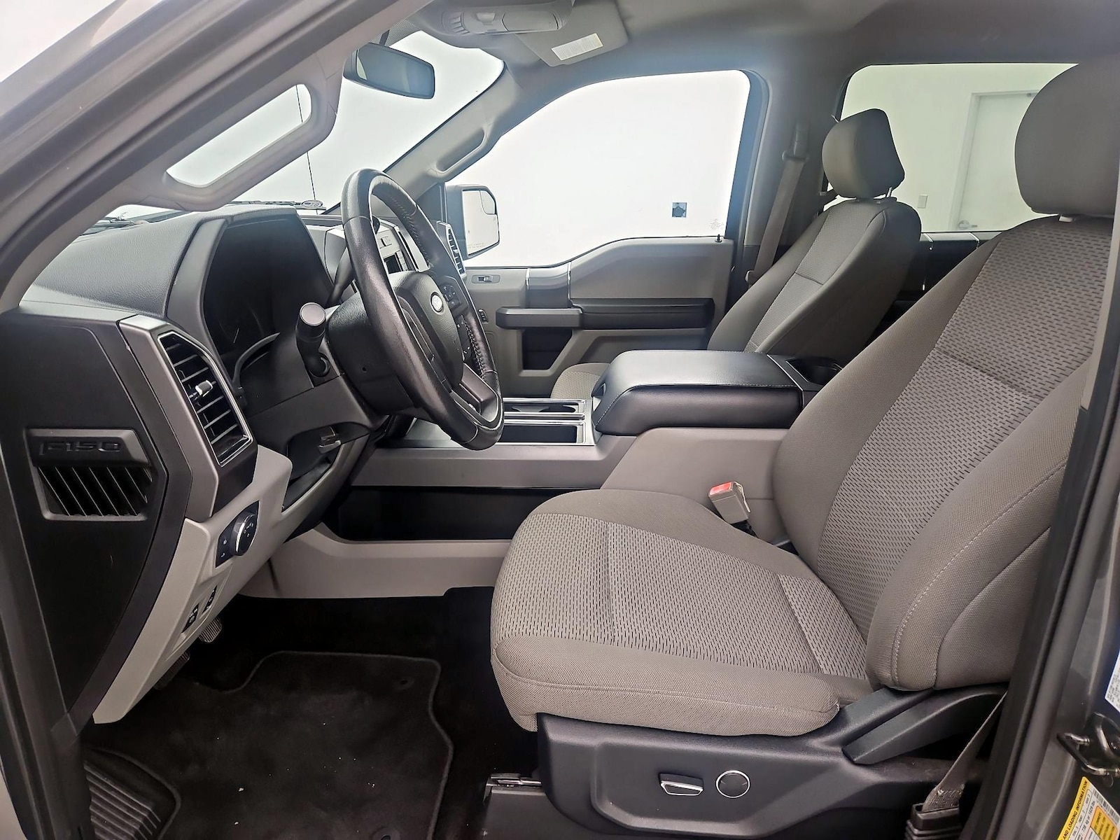 Power Seat(s) & Side Airbags