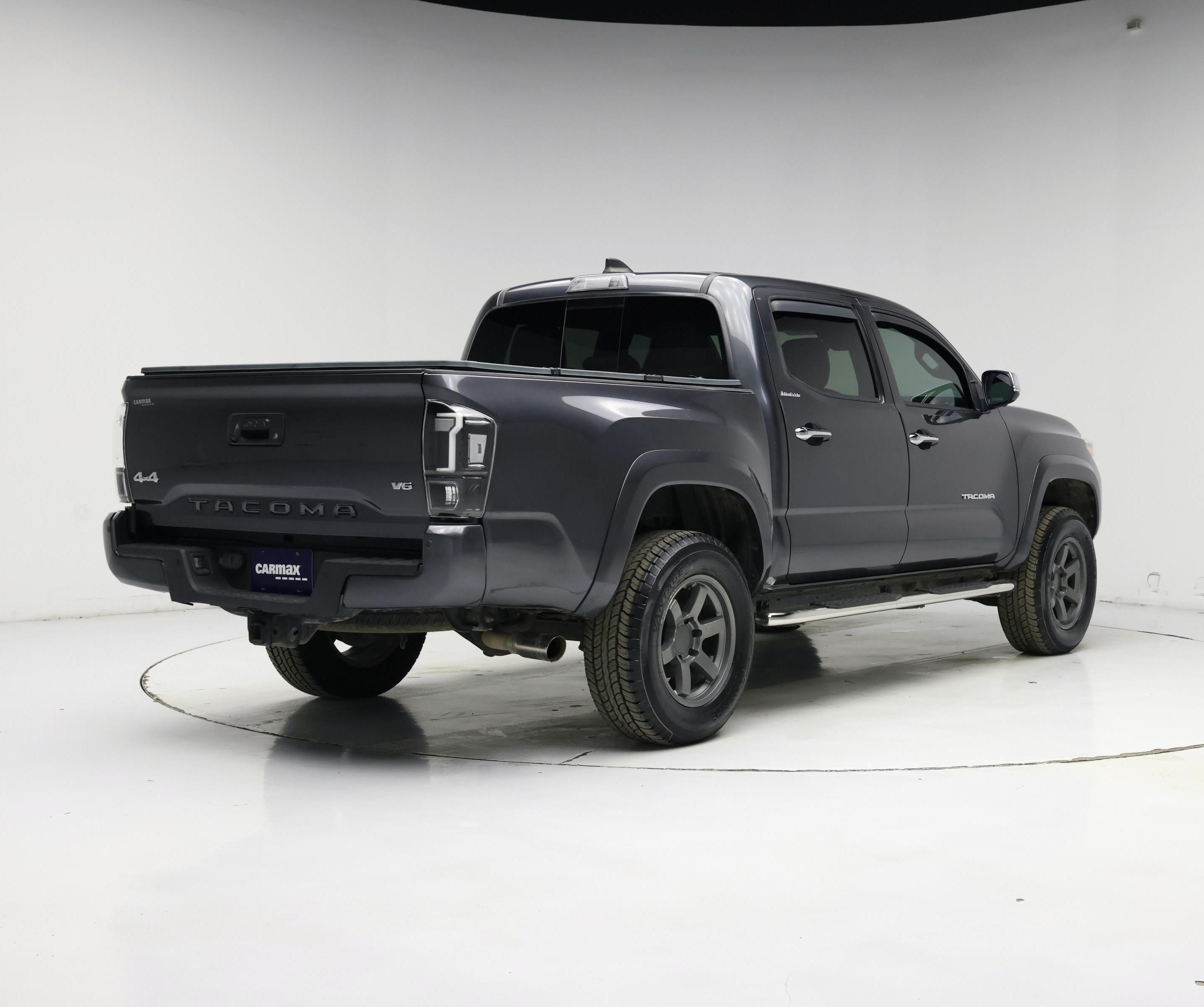 Thumbnail: 2020 Toyota Tacoma - 8
