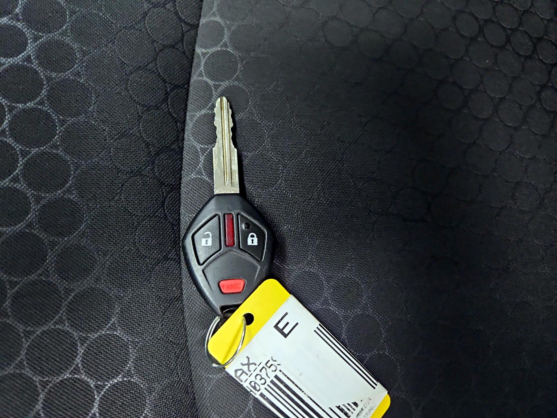 Thumbnail: 2015 Mitsubishi Mirage - 19