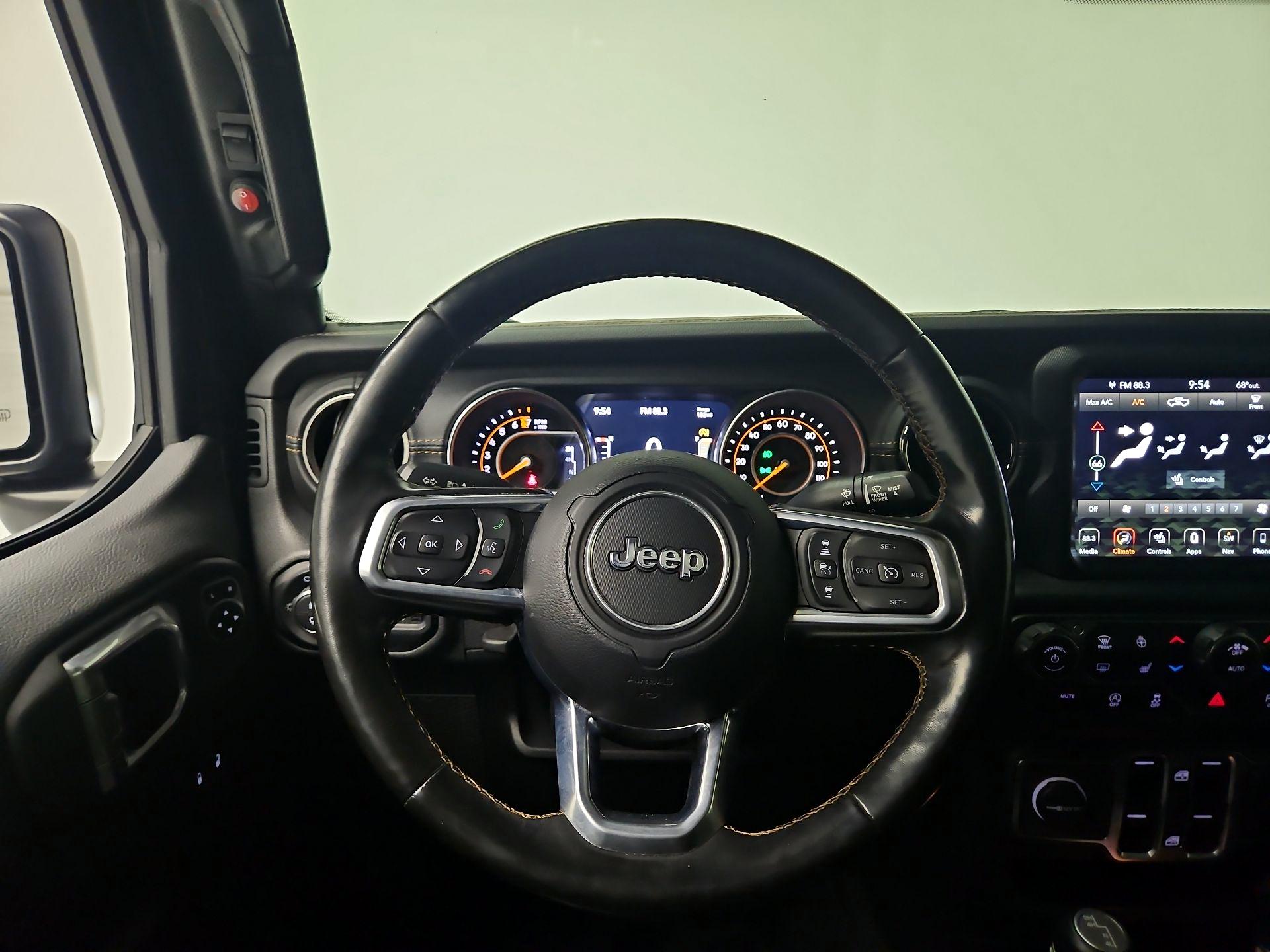 Thumbnail: 2021 Jeep Gladiator - 10