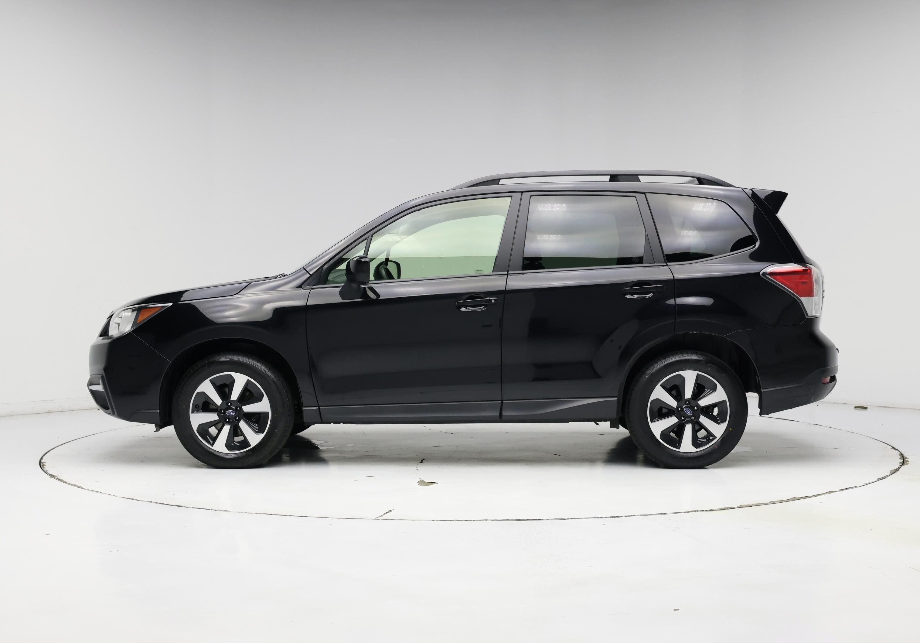Thumbnail: 2018 Subaru Forester - 3