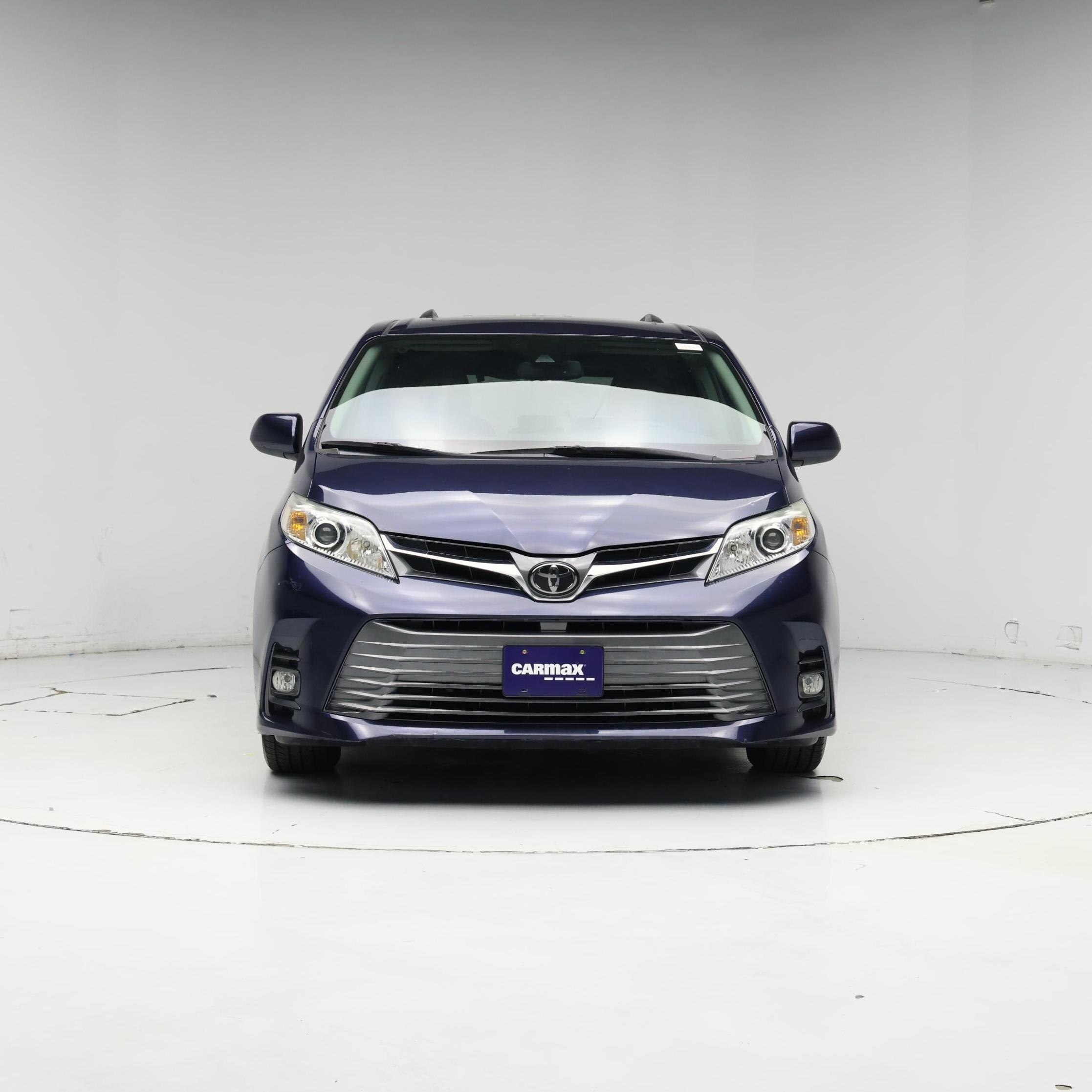 Thumbnail: 2018 Toyota Sienna - 5