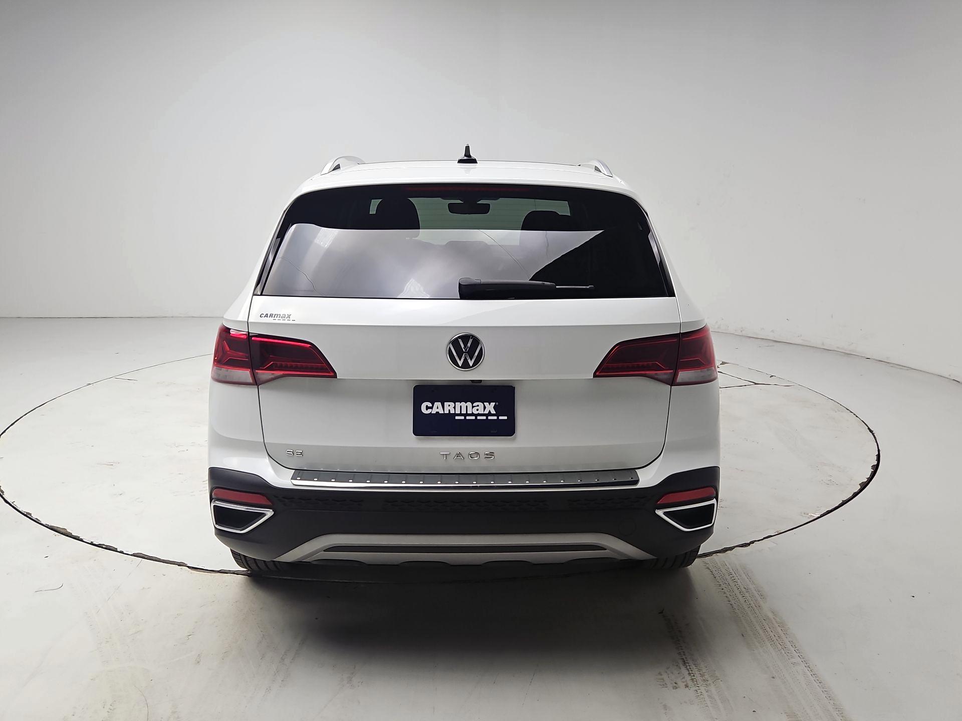 Thumbnail: 2022 Volkswagen Taos - 6