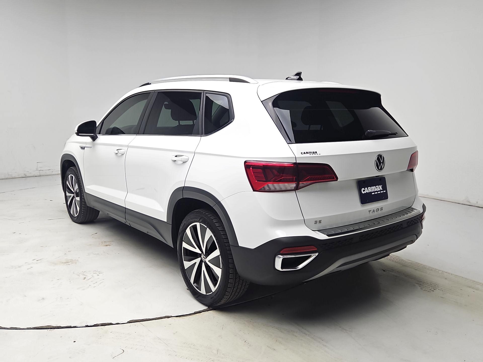 Thumbnail: 2022 Volkswagen Taos - 7