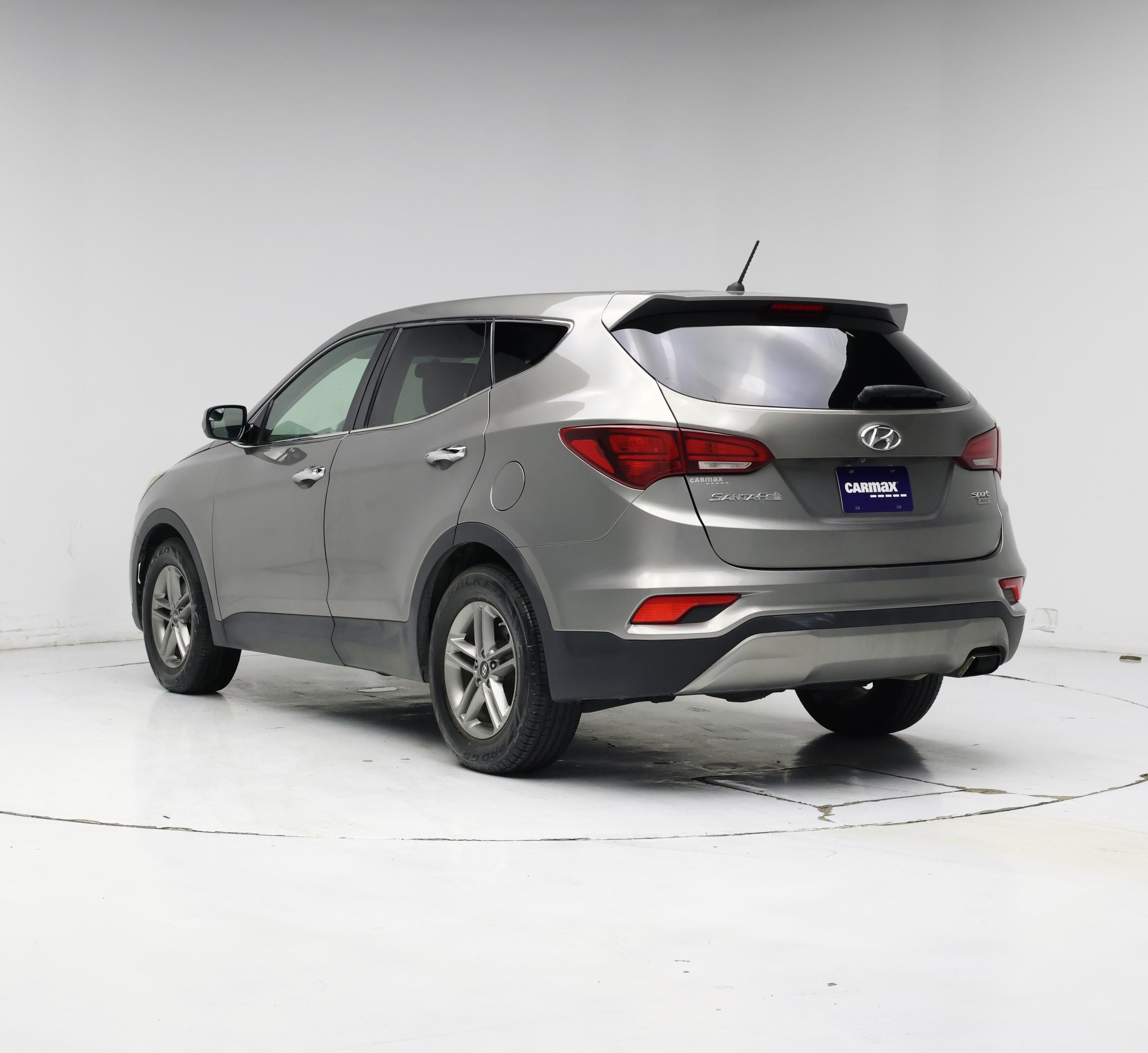 Thumbnail: 2018 Hyundai Santa Fe - 2