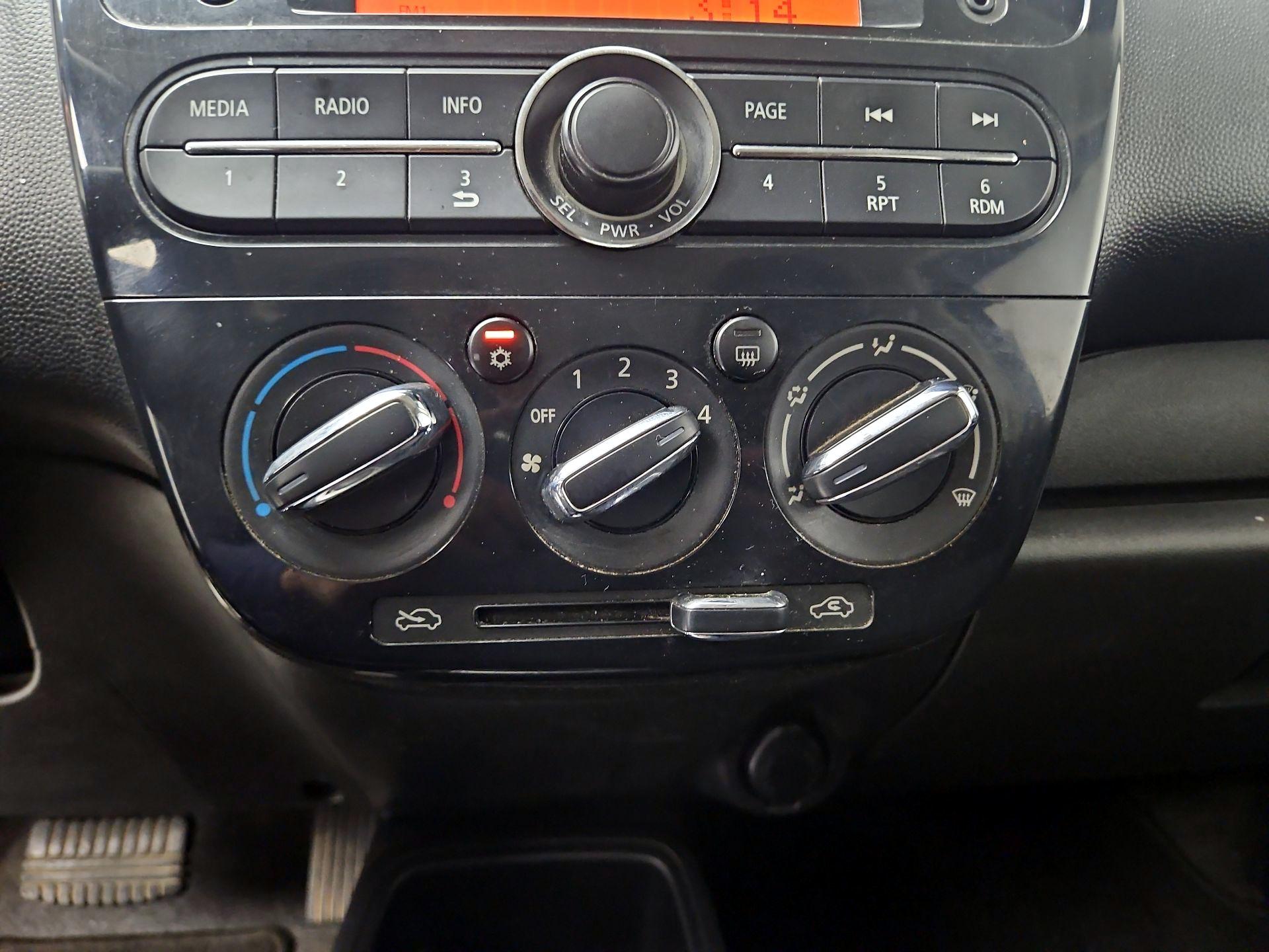 Thumbnail: 2017 Mitsubishi Mirage - 15