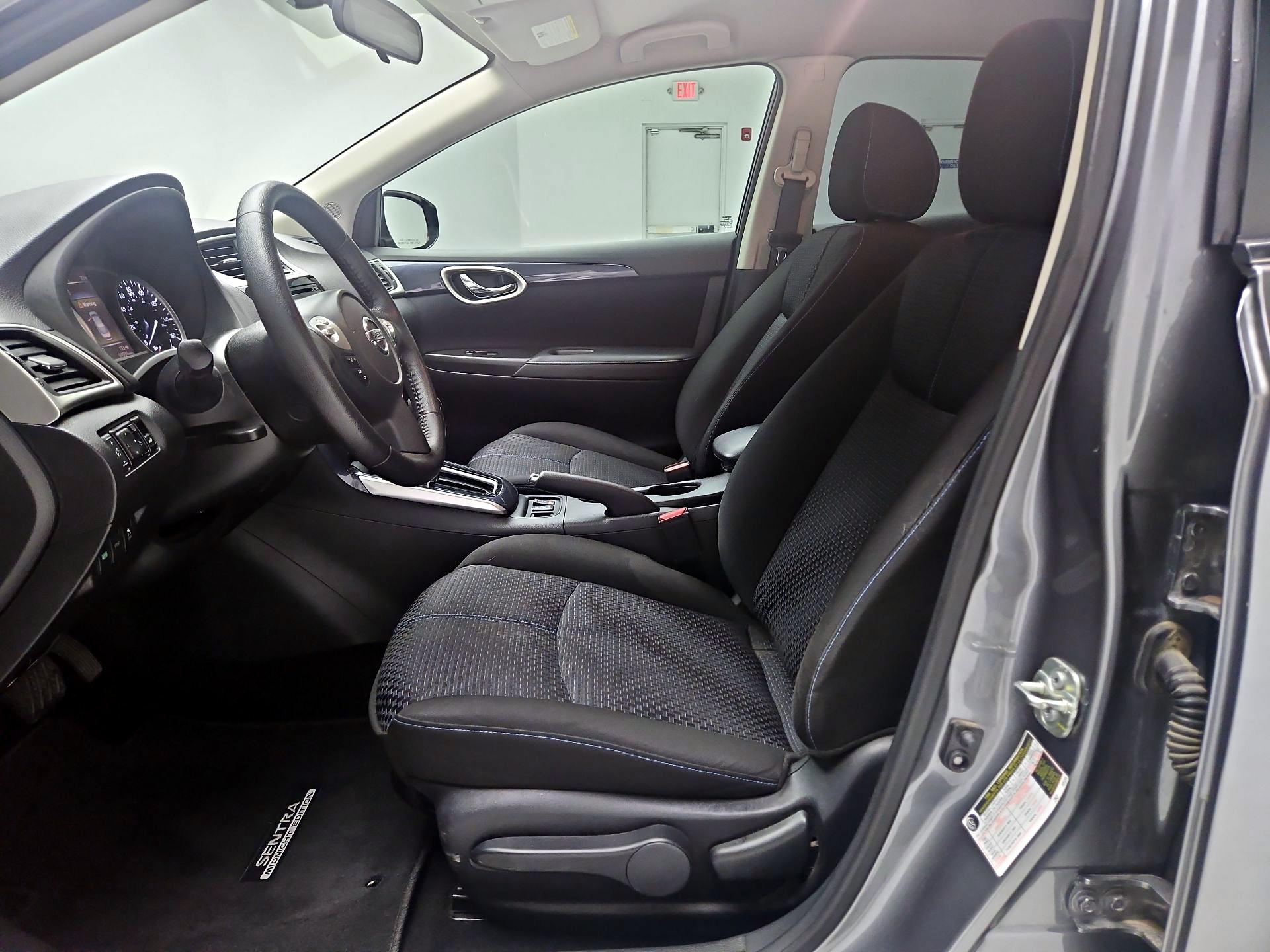 Thumbnail: 2018 Nissan Sentra - 9