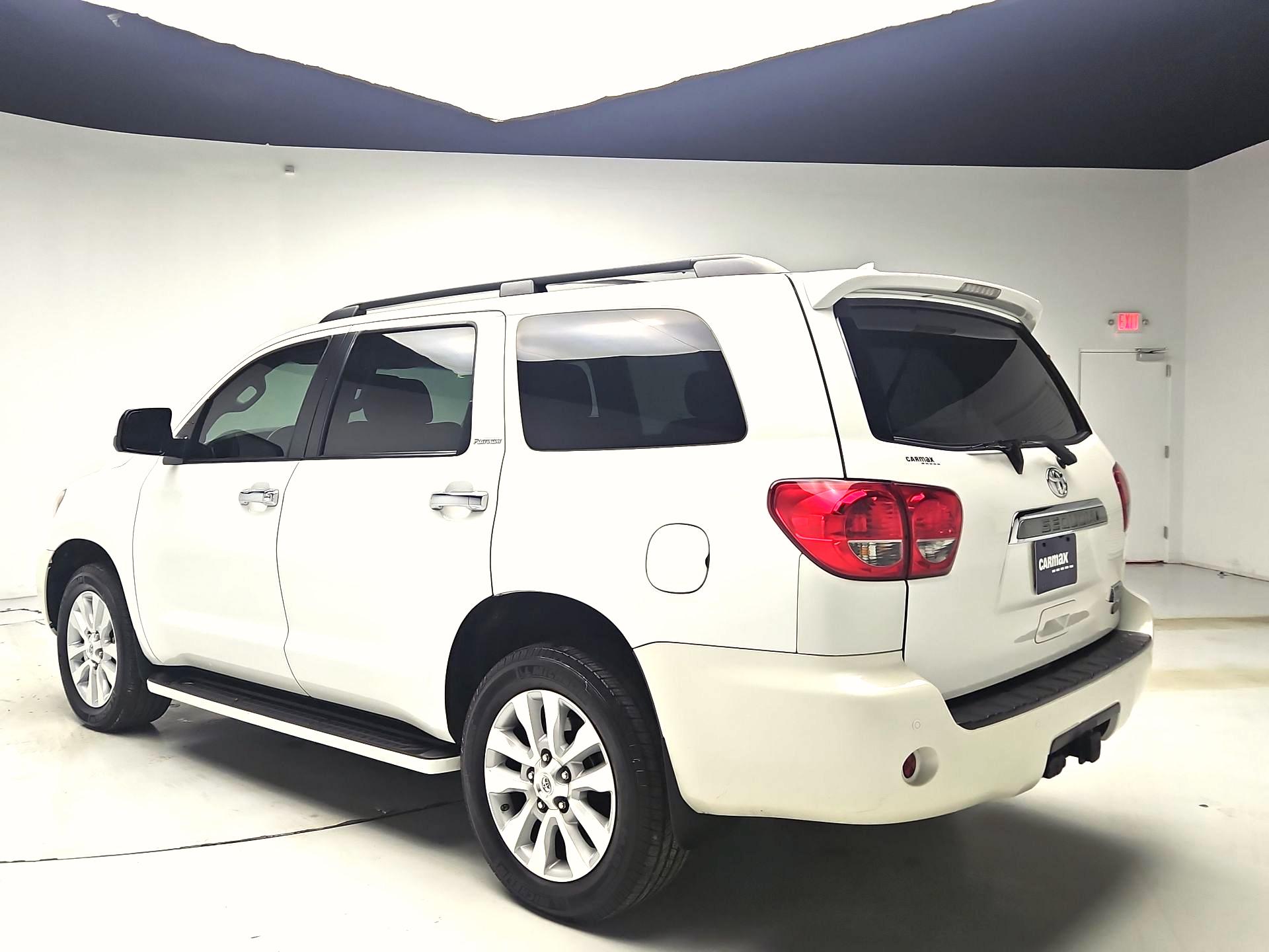 Thumbnail: 2016 Toyota Sequoia - 7