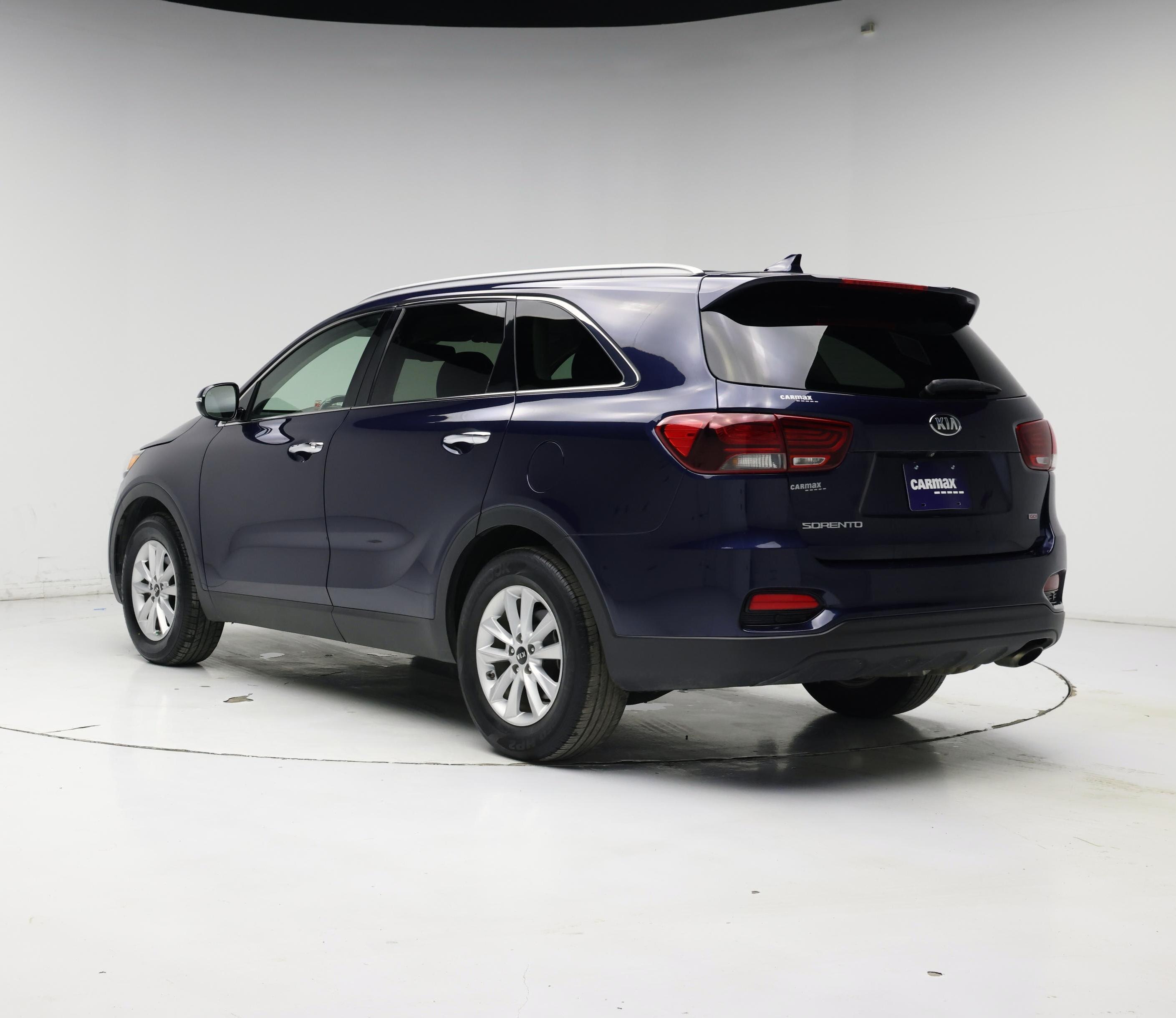 Thumbnail: 2019 Kia Sorento - 2
