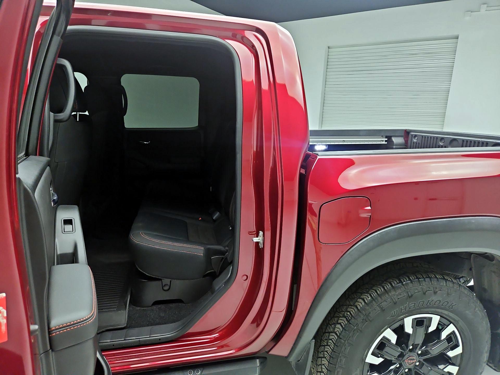 Thumbnail: 2023 Nissan Frontier - 18