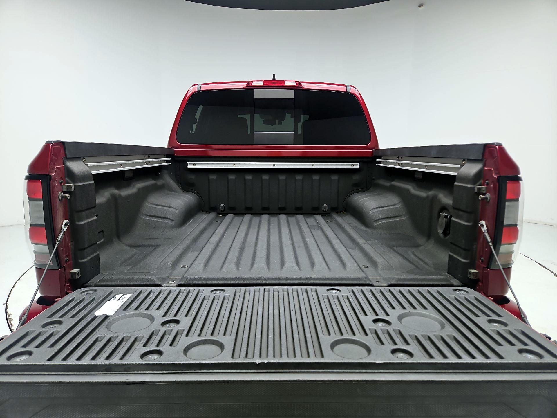 Thumbnail: 2023 Nissan Frontier - 19