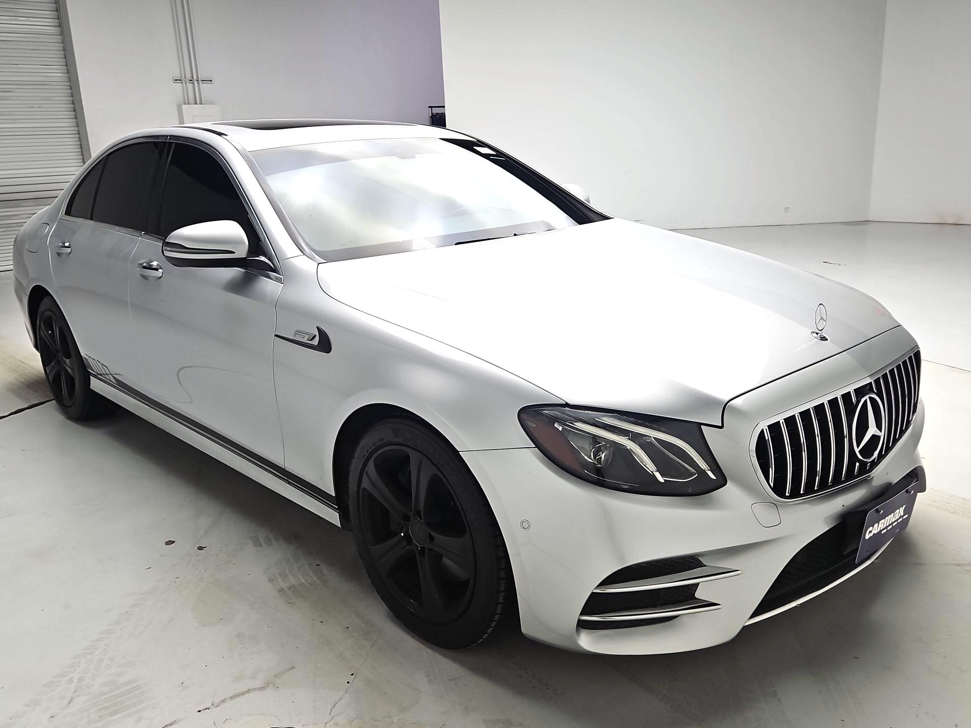 Thumbnail: 2017 Mercedes-Benz E-Class - 1