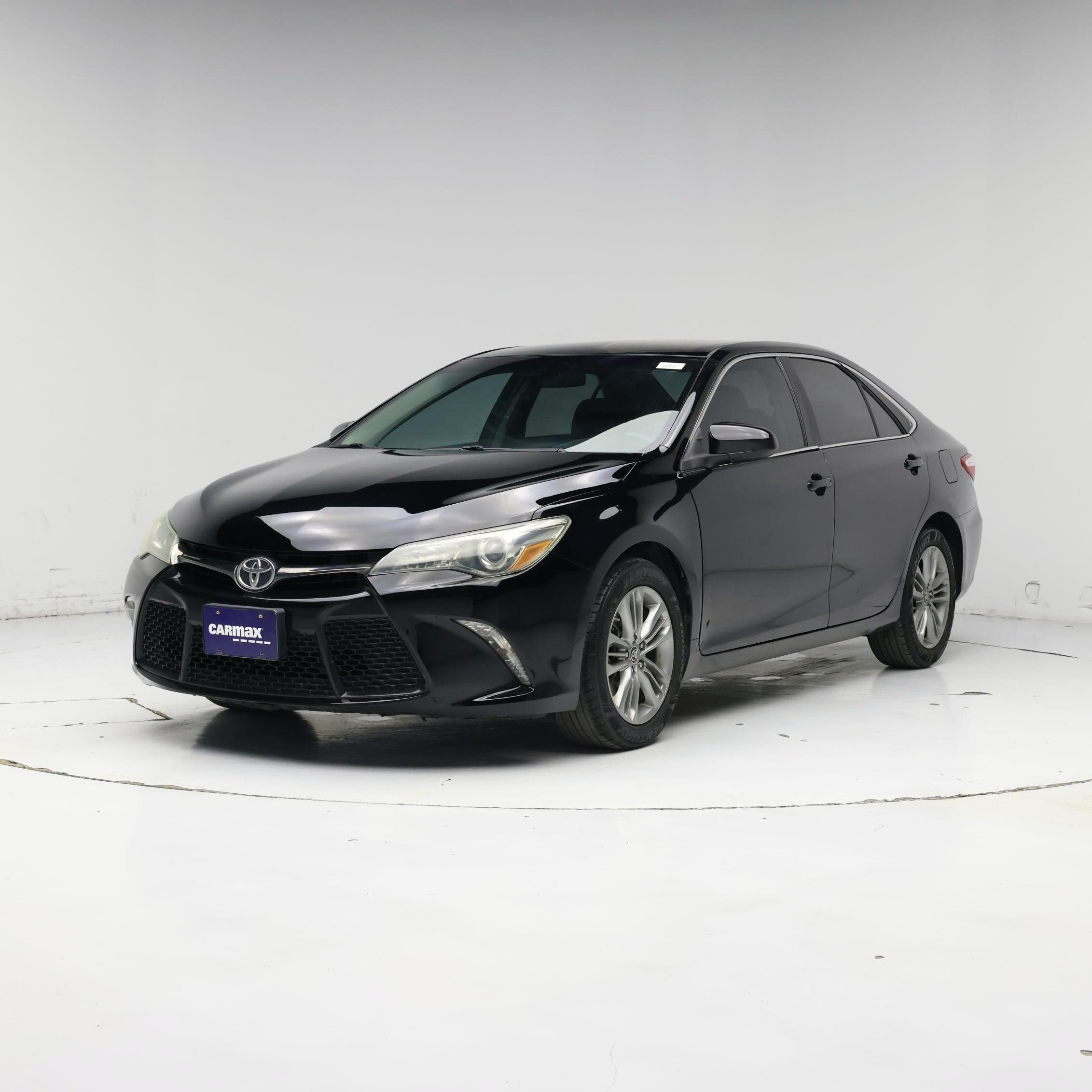 Thumbnail: 2015 Toyota Camry - 4