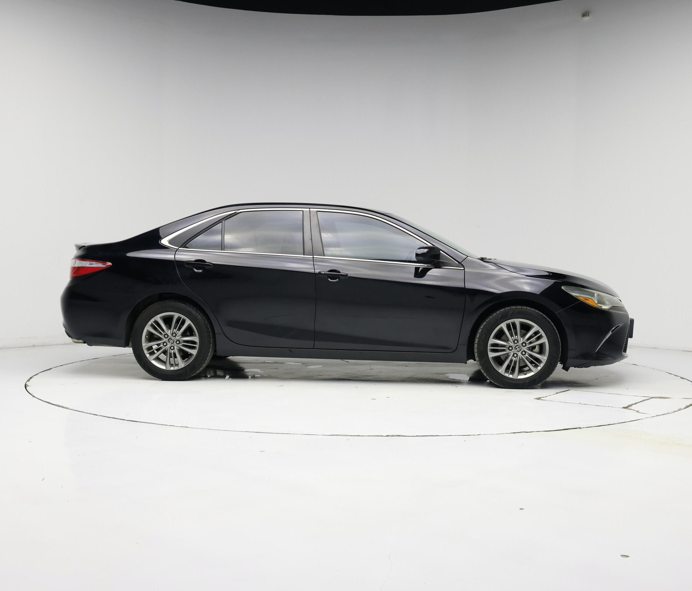 Thumbnail: 2015 Toyota Camry - 7