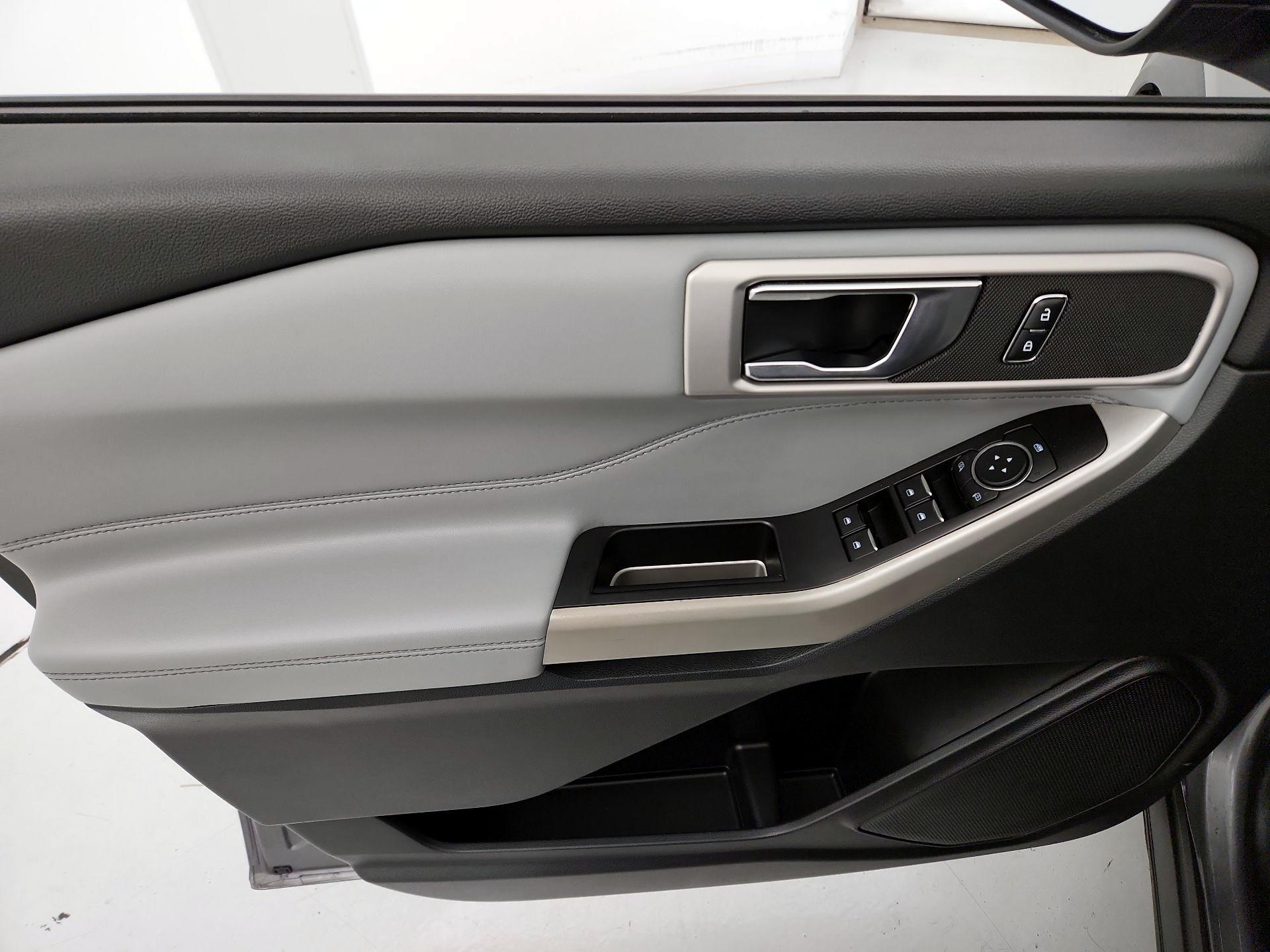 Thumbnail: 2021 Ford Explorer - 12