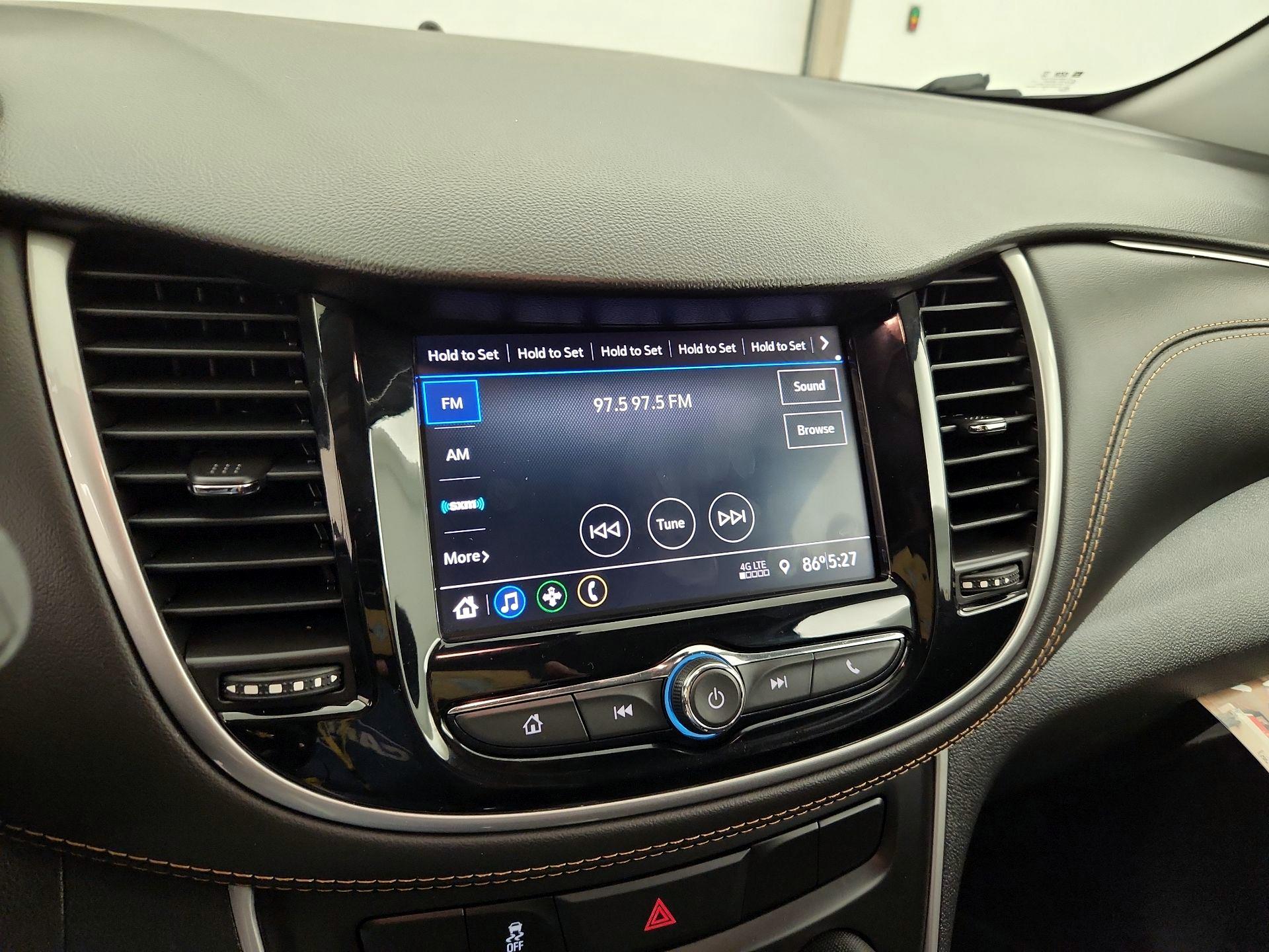 Thumbnail: 2021 Chevrolet Trax - 15