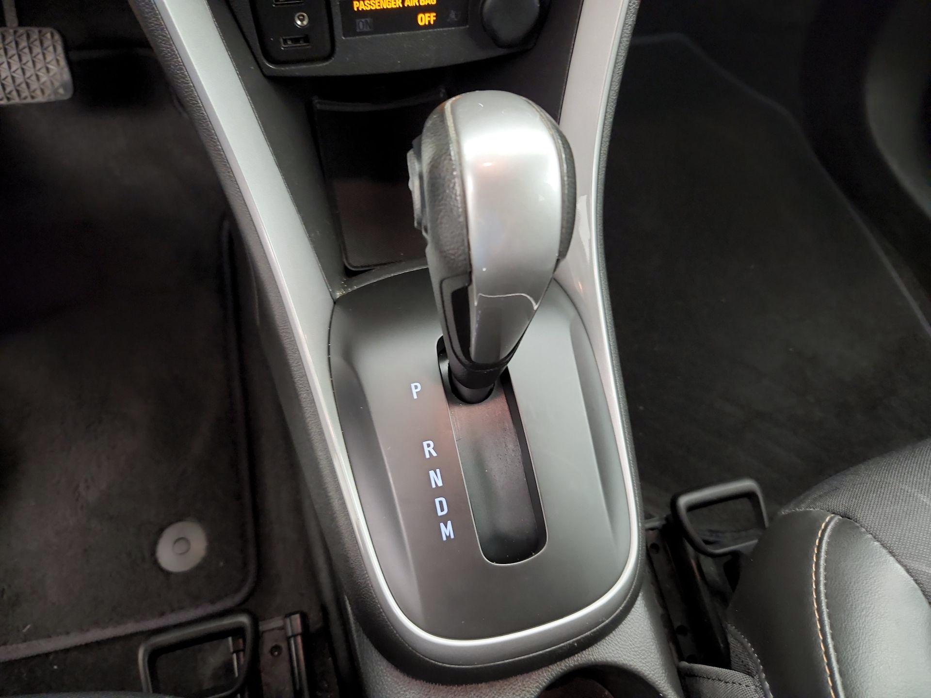 Thumbnail: 2021 Chevrolet Trax - 17