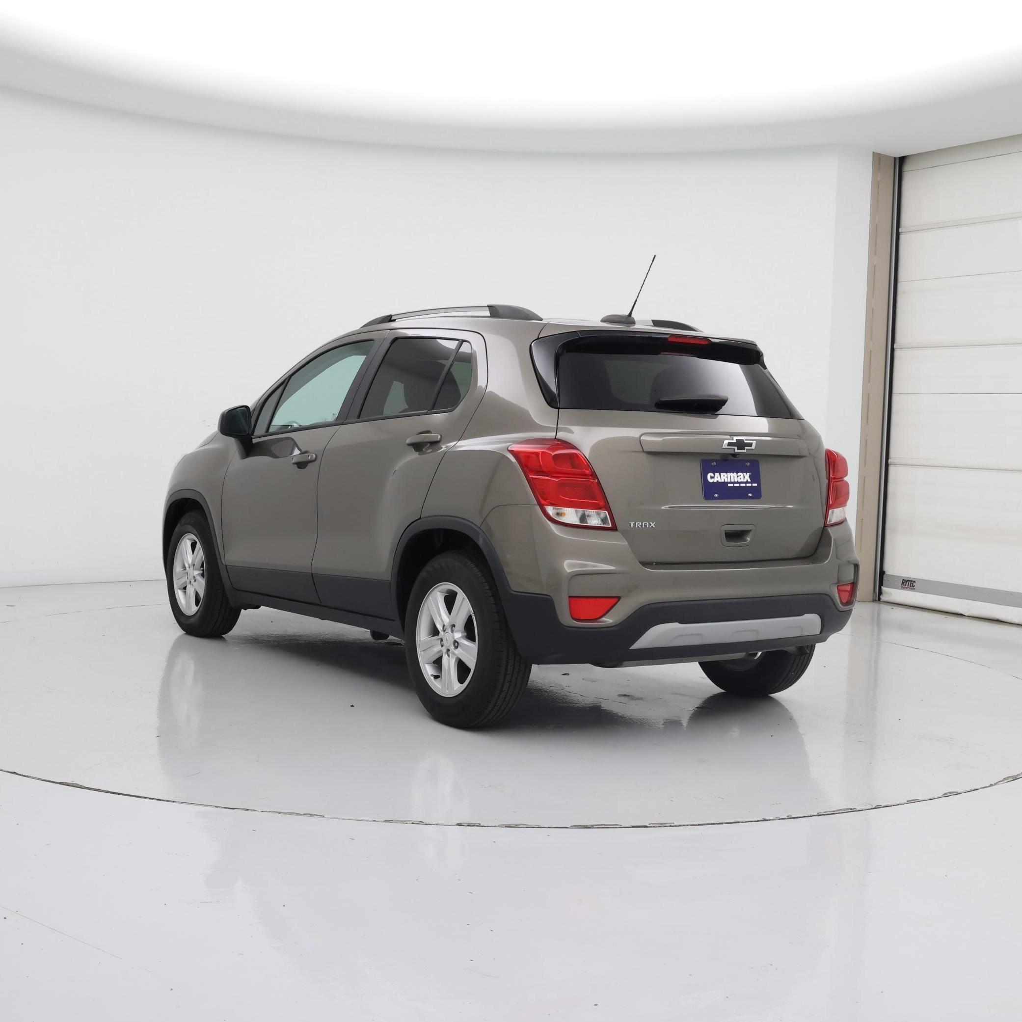 Thumbnail: 2021 Chevrolet Trax - 2