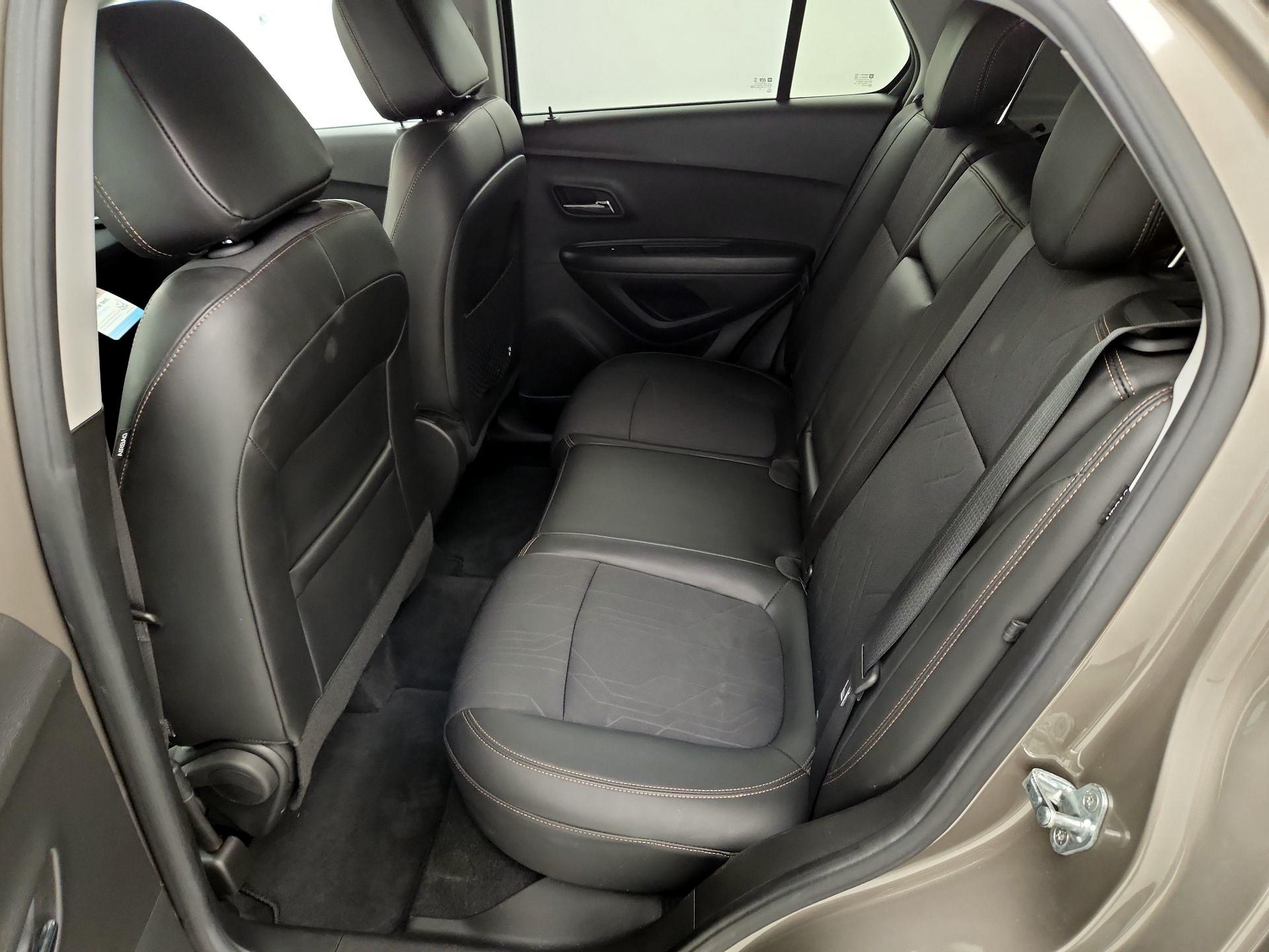 Thumbnail: 2021 Chevrolet Trax - 19