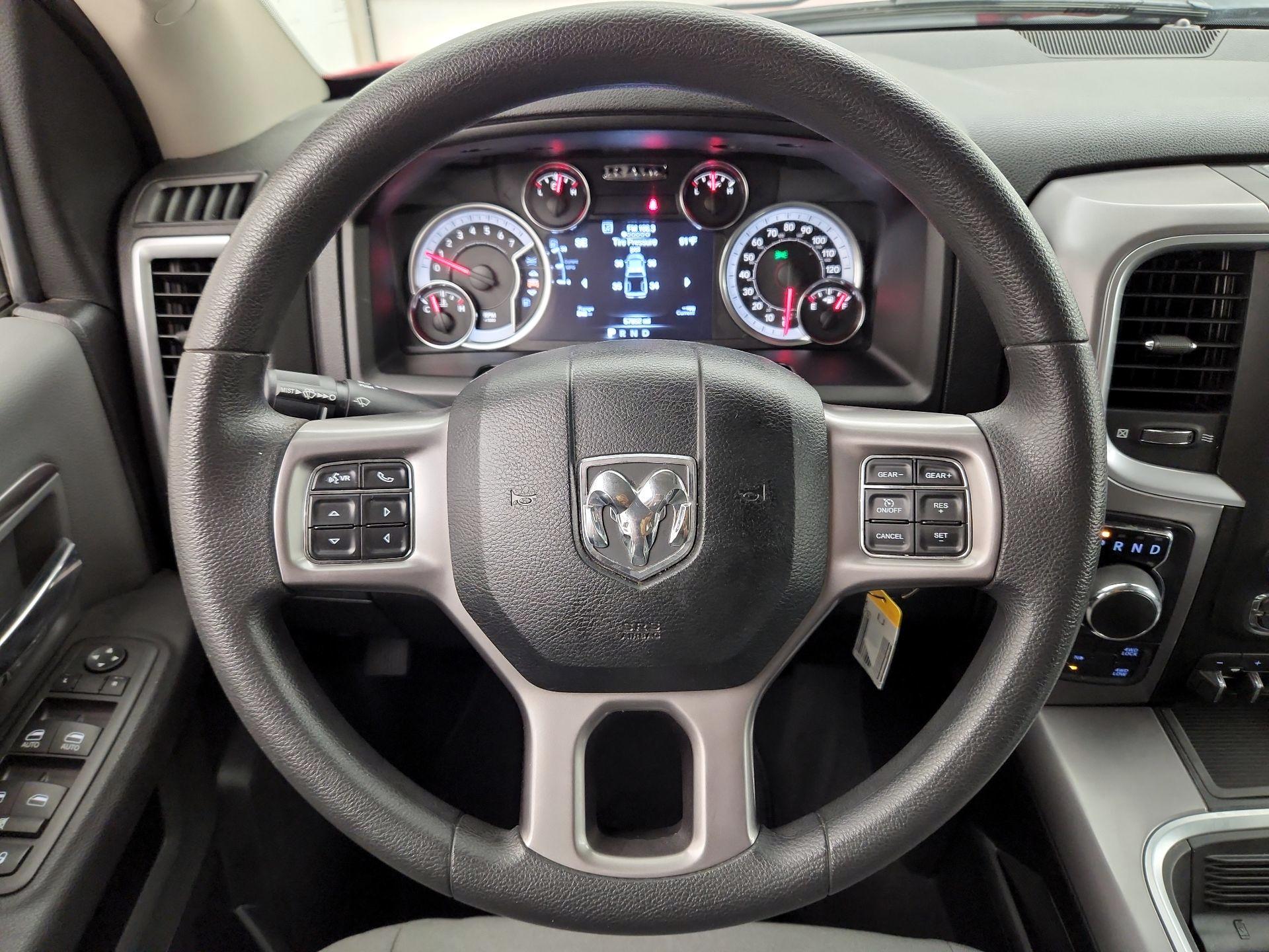 Thumbnail: 2023 RAM 1500 Classic - 10