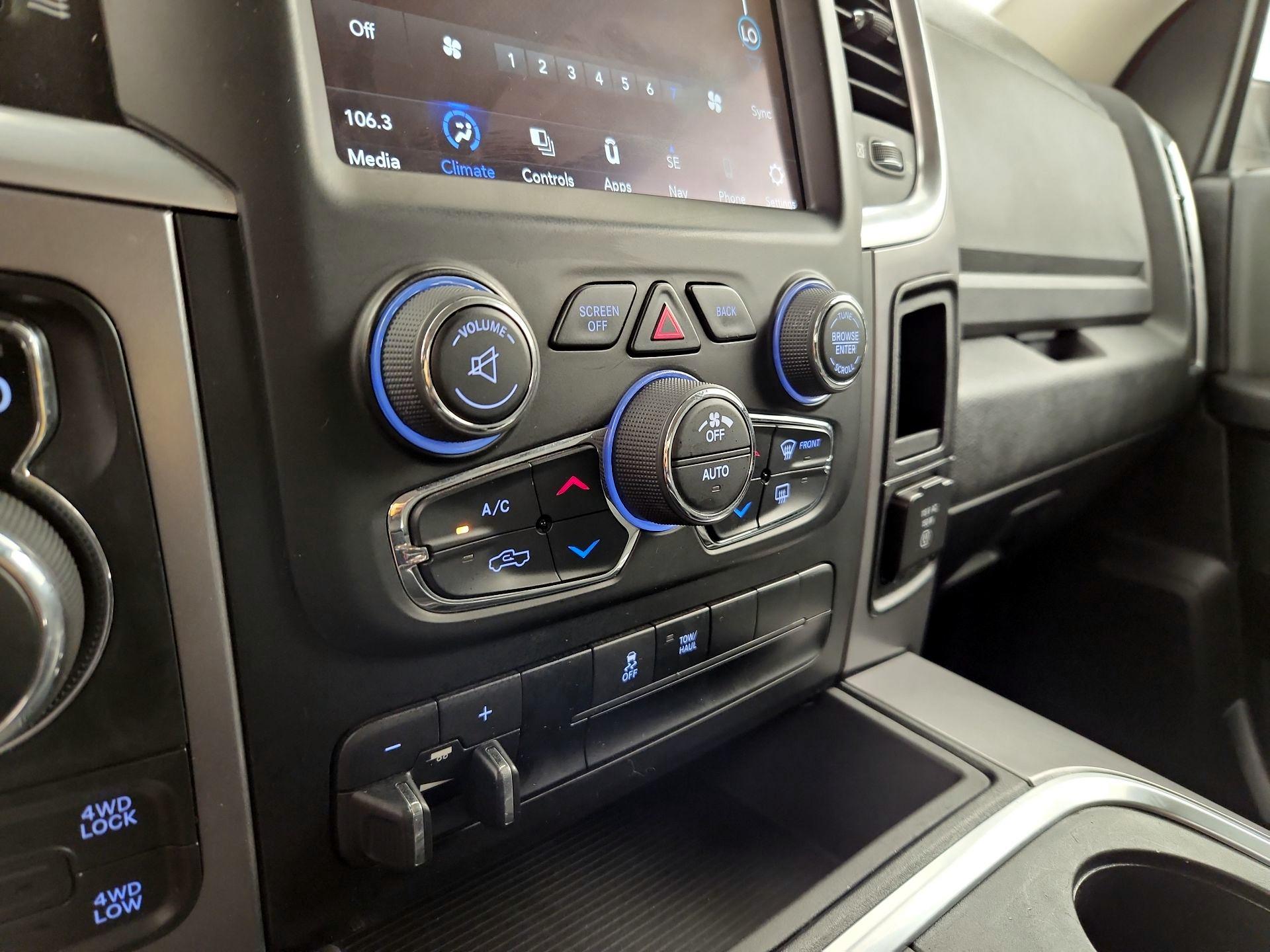 Thumbnail: 2023 RAM 1500 Classic - 17