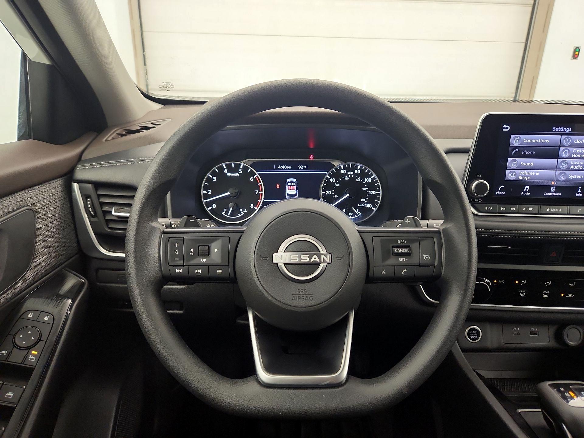 Thumbnail: 2023 Nissan Rogue - 10