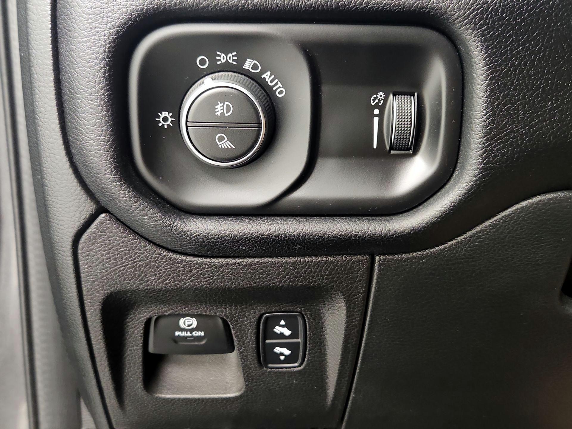 Thumbnail: 2022 RAM 1500 - 13