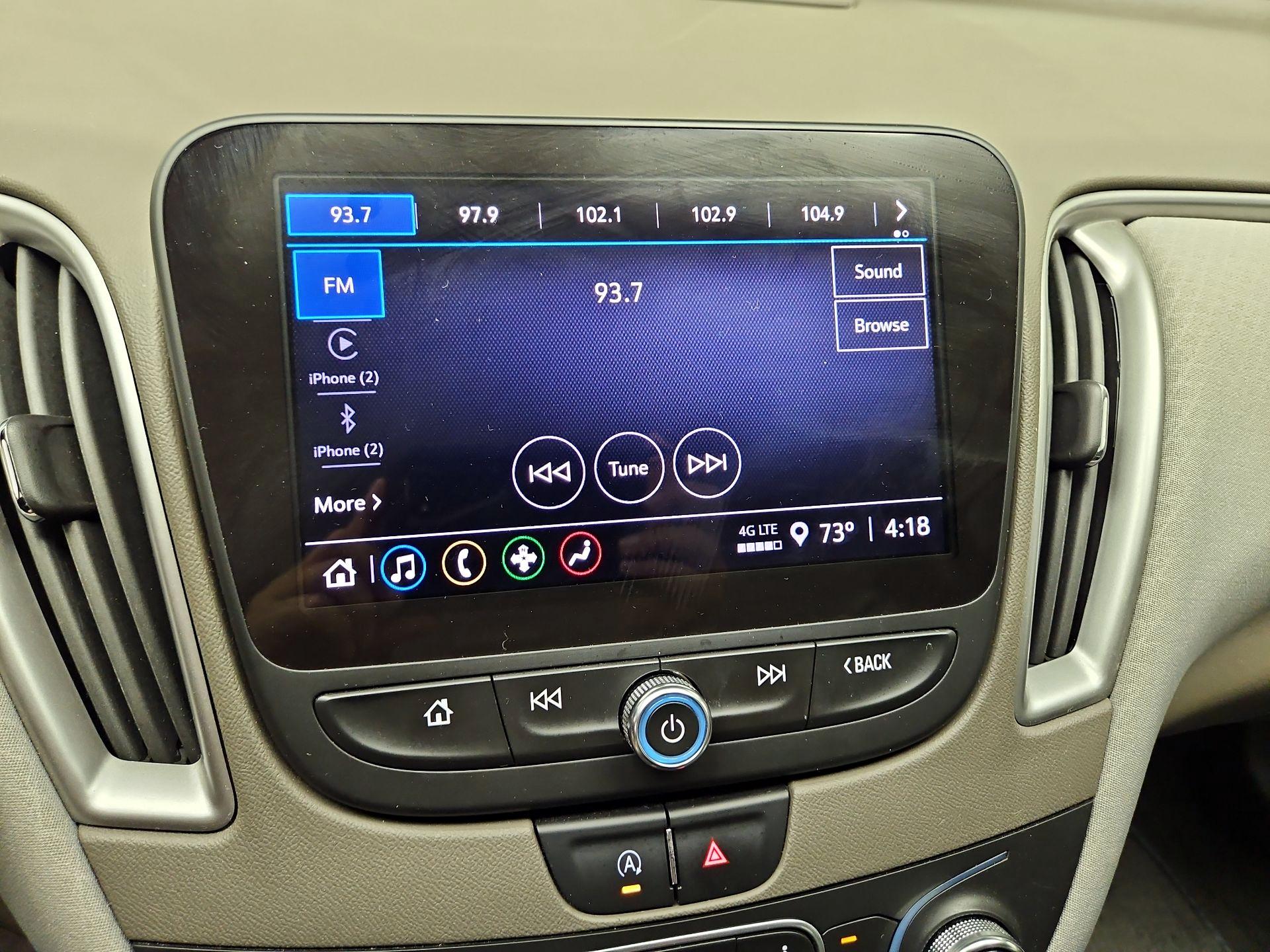 Thumbnail: 2022 Chevrolet Malibu - 13