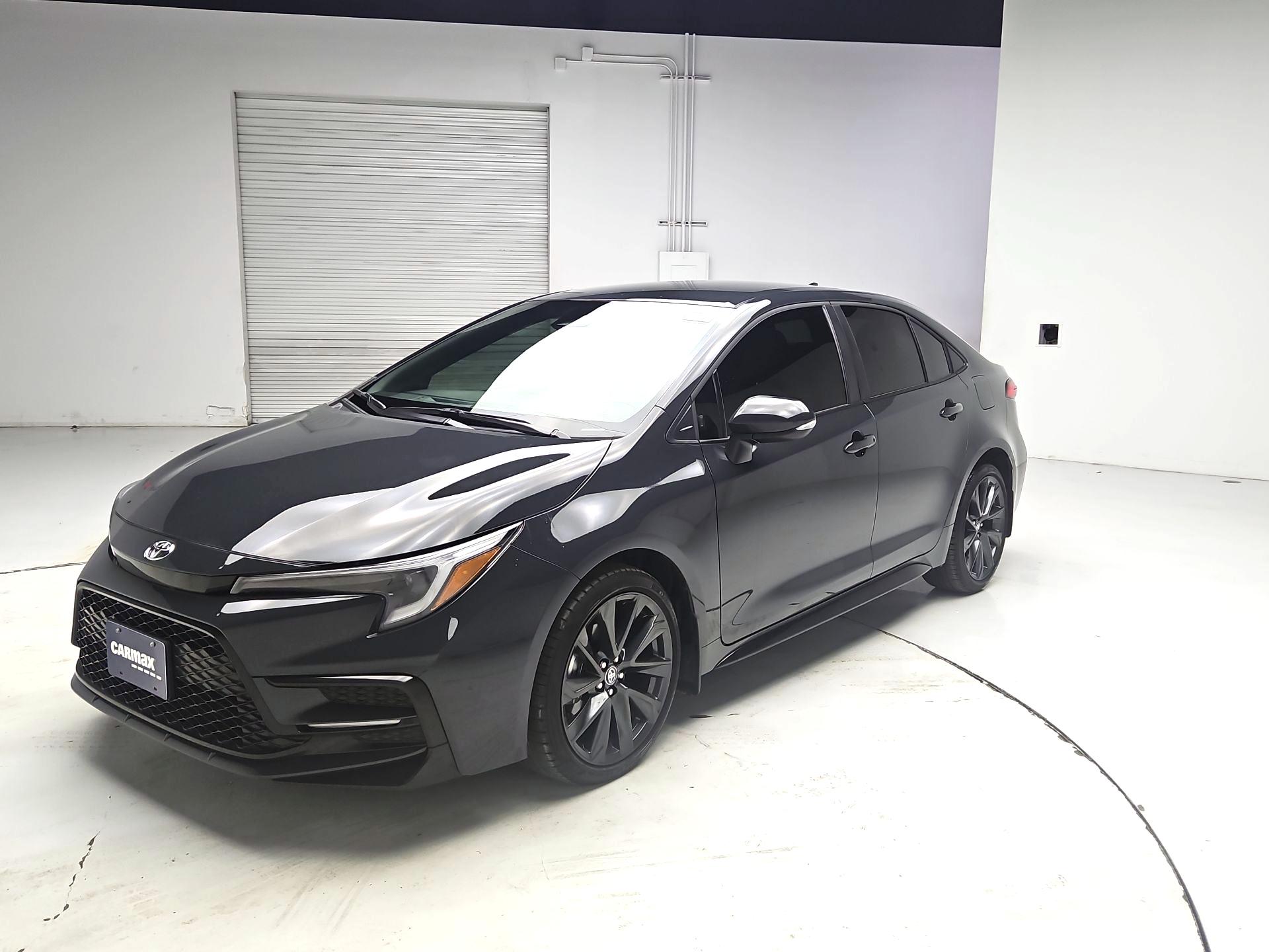 Thumbnail: 2025 Toyota Corolla - 3