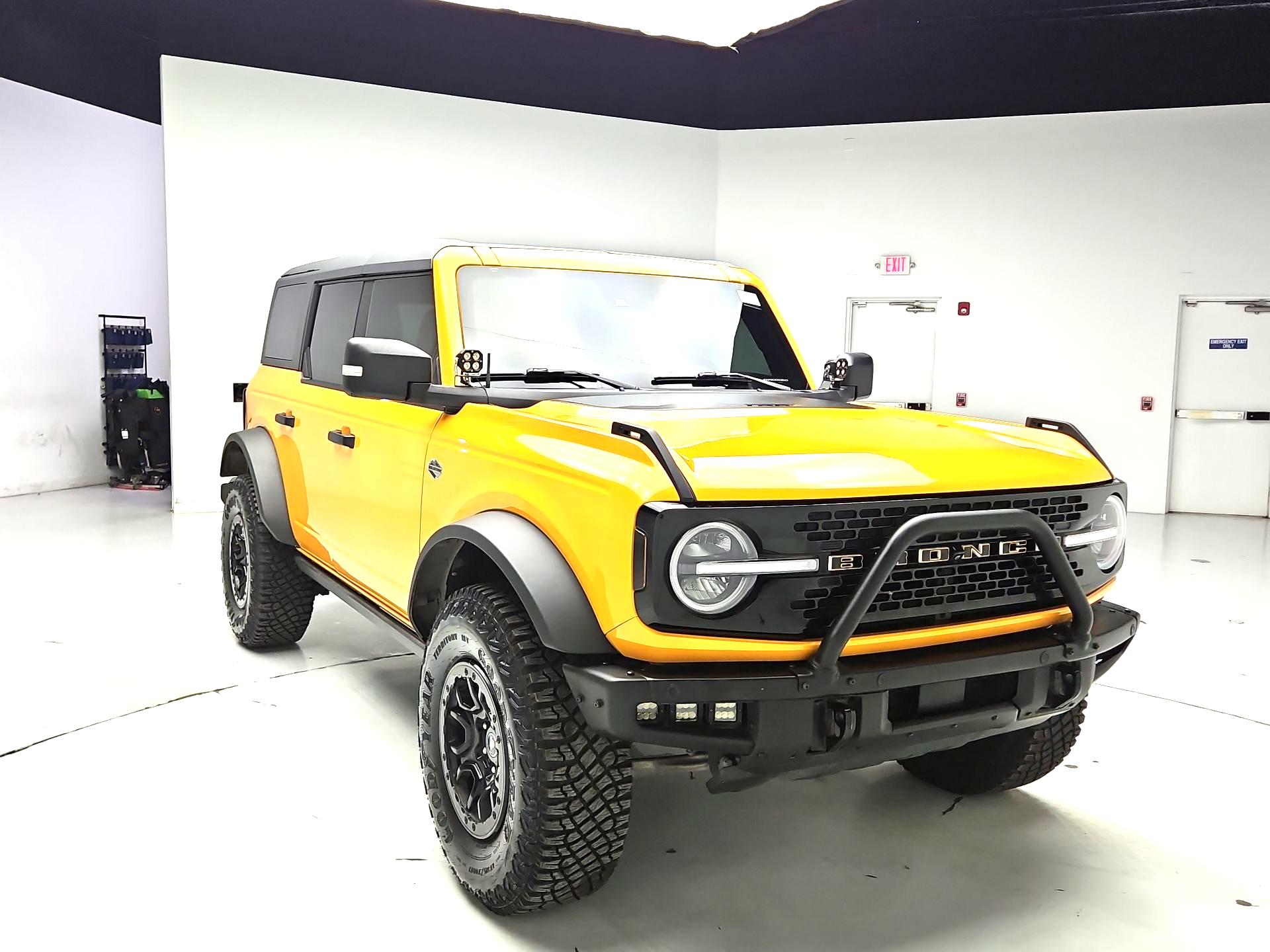 Thumbnail: 2022 Ford Bronco - 1