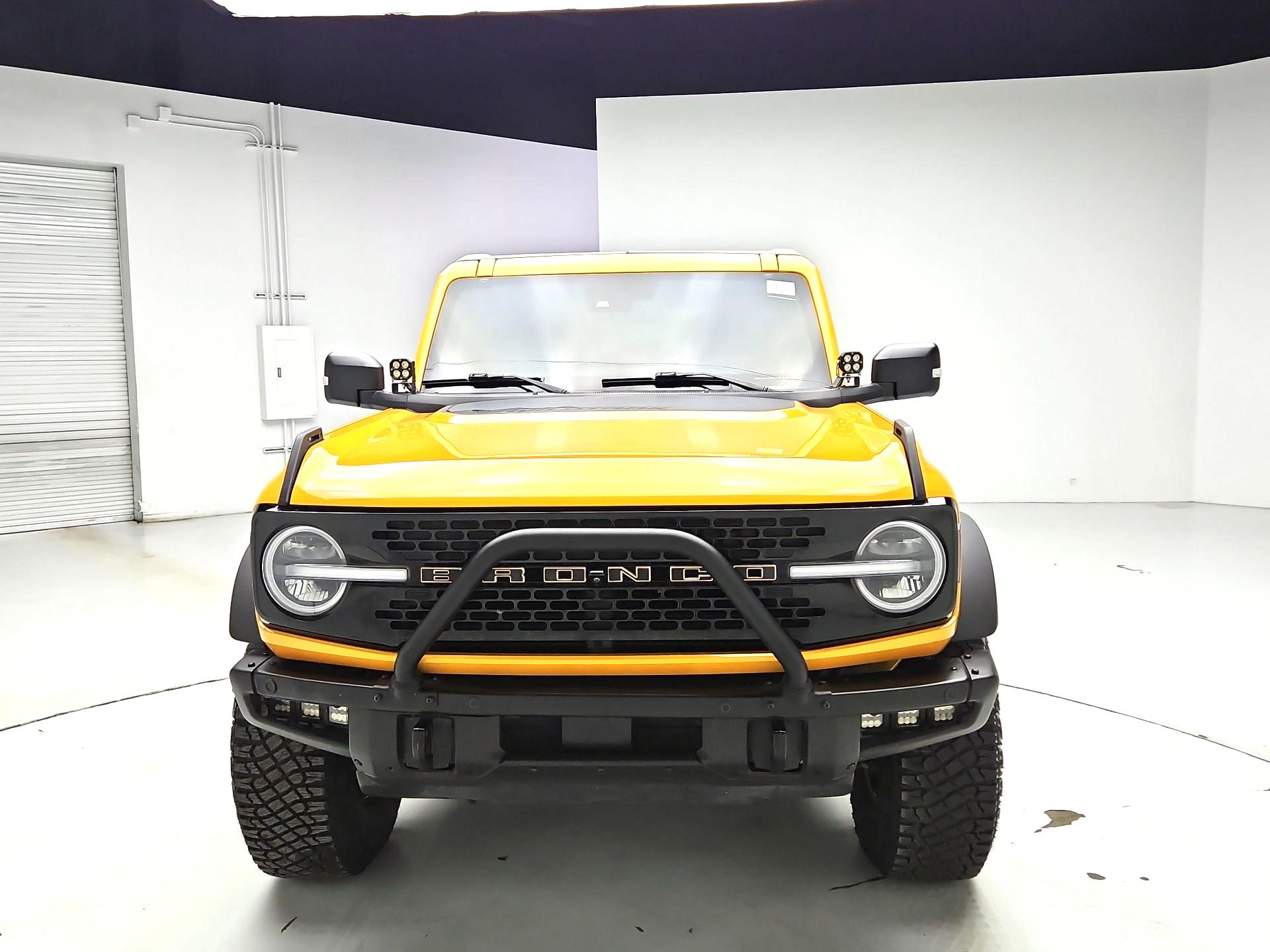 Thumbnail: 2022 Ford Bronco - 2