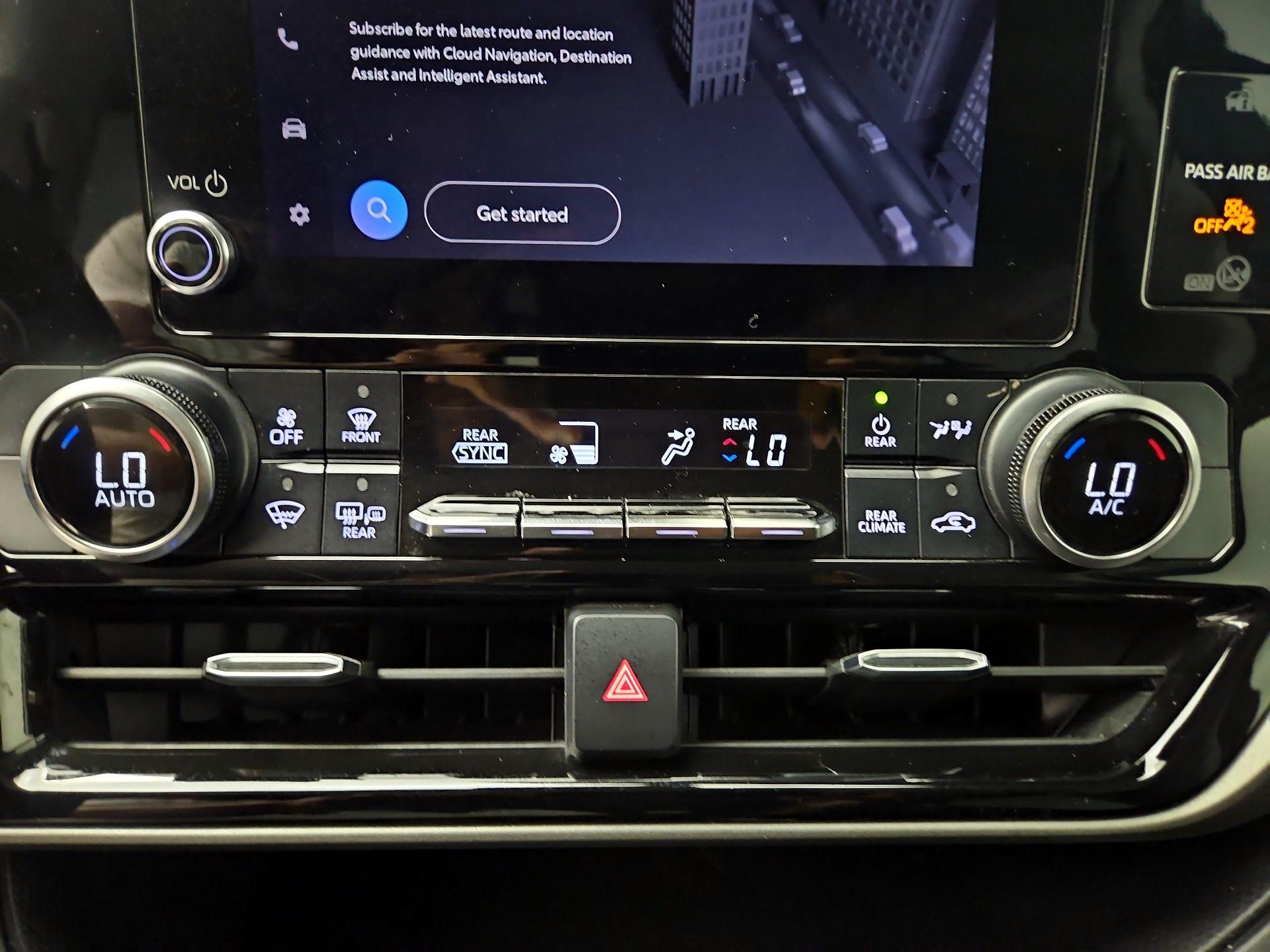 Thumbnail: 2023 Toyota Highlander - 16