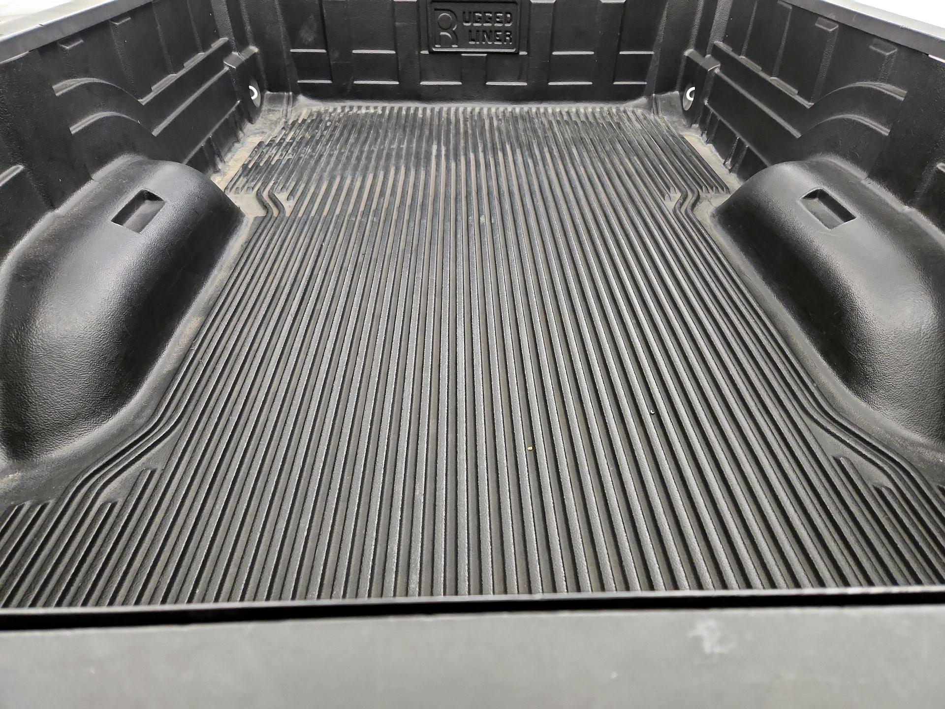 Thumbnail: 2022 RAM 1500 Classic - 19