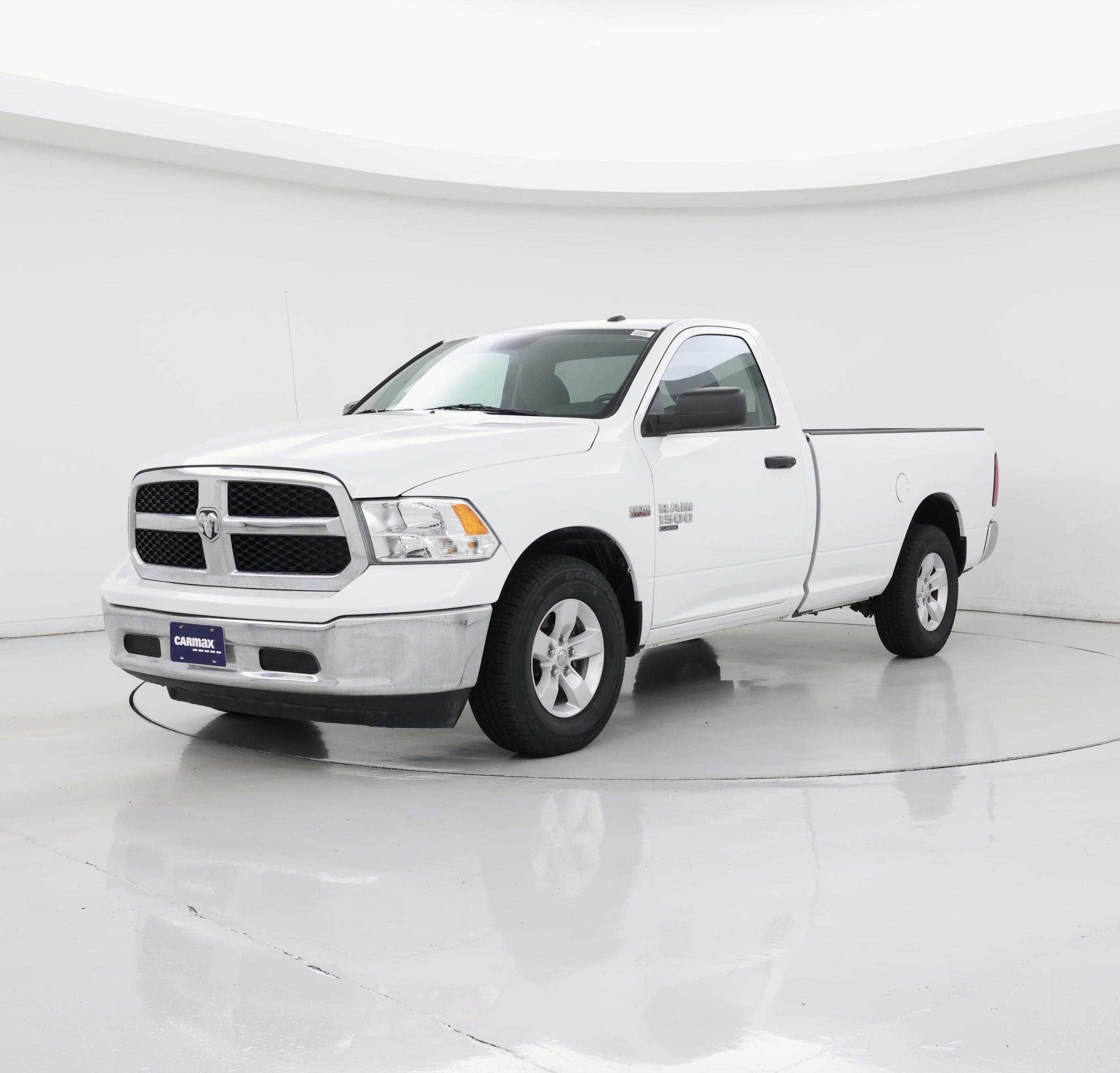 Thumbnail: 2022 RAM 1500 Classic - 4