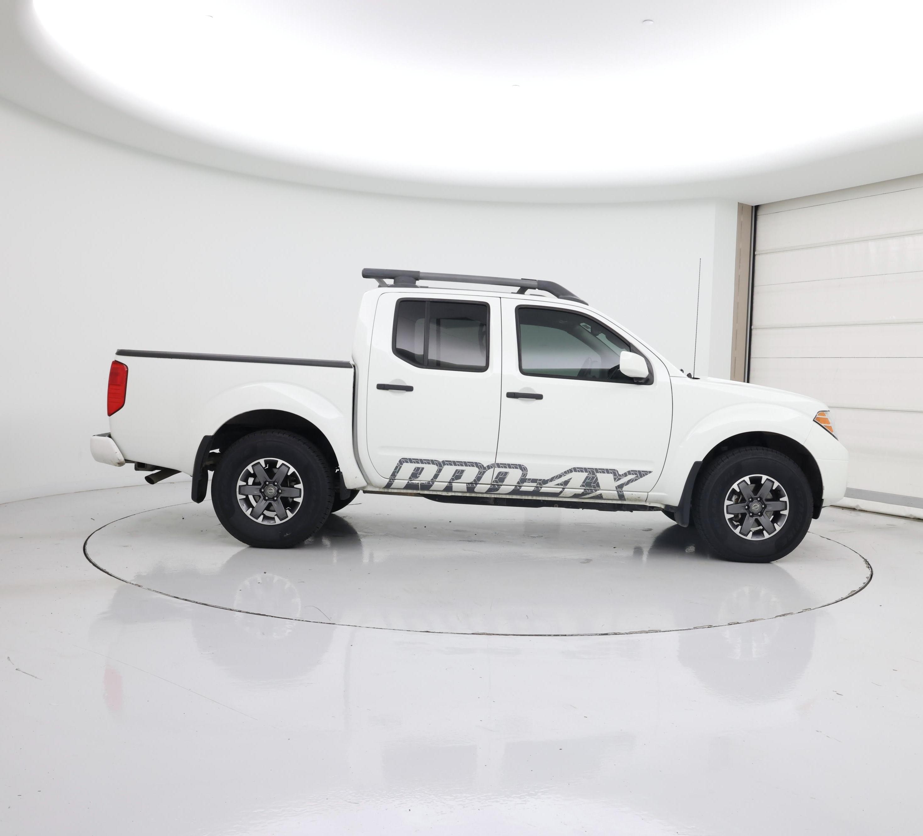 Thumbnail: 2021 Nissan Frontier - 7