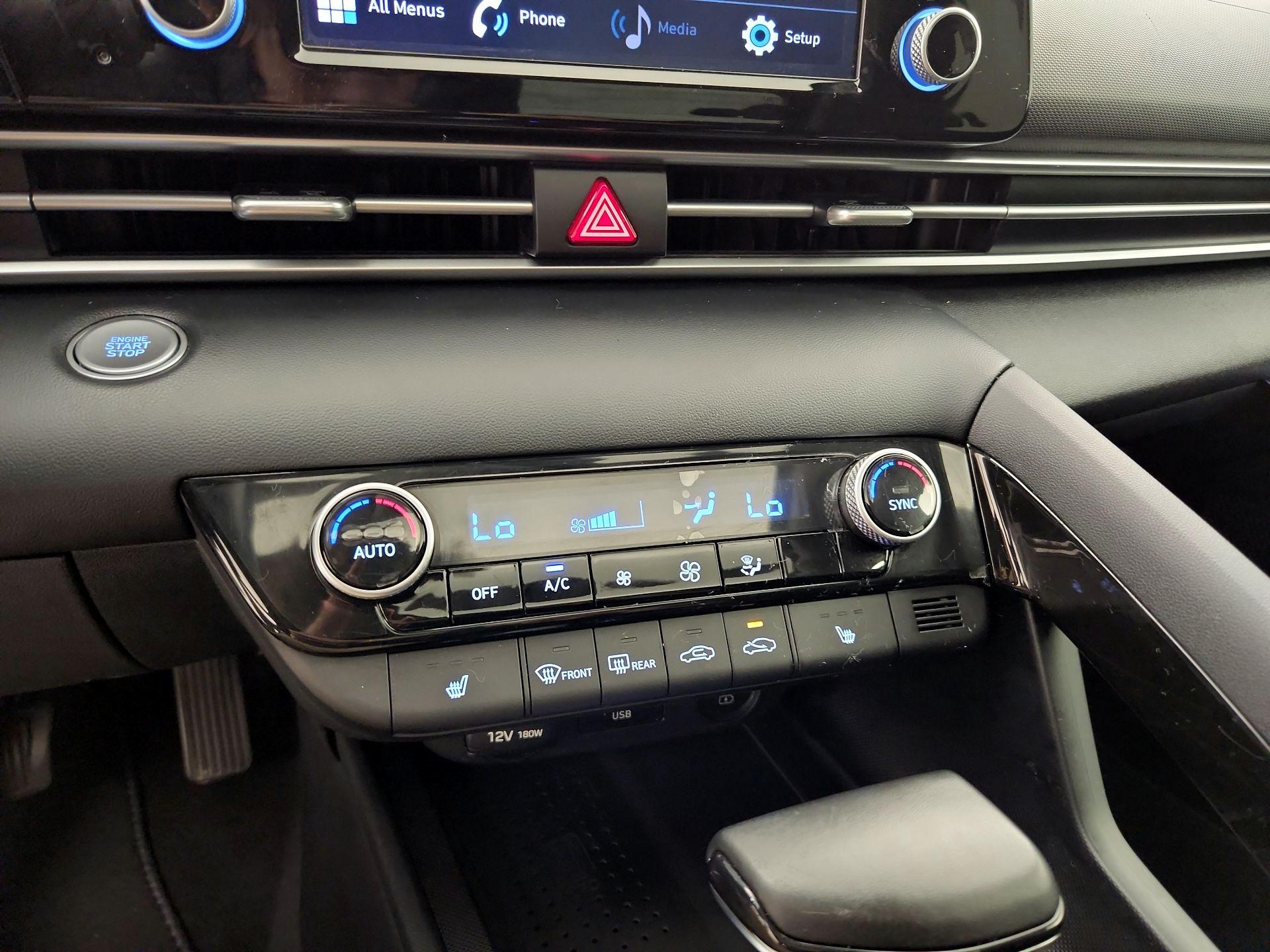 Thumbnail: 2022 Hyundai Elantra - 16