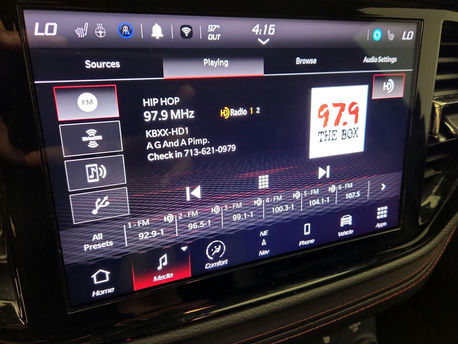 Thumbnail: 2022 Dodge Durango - 16