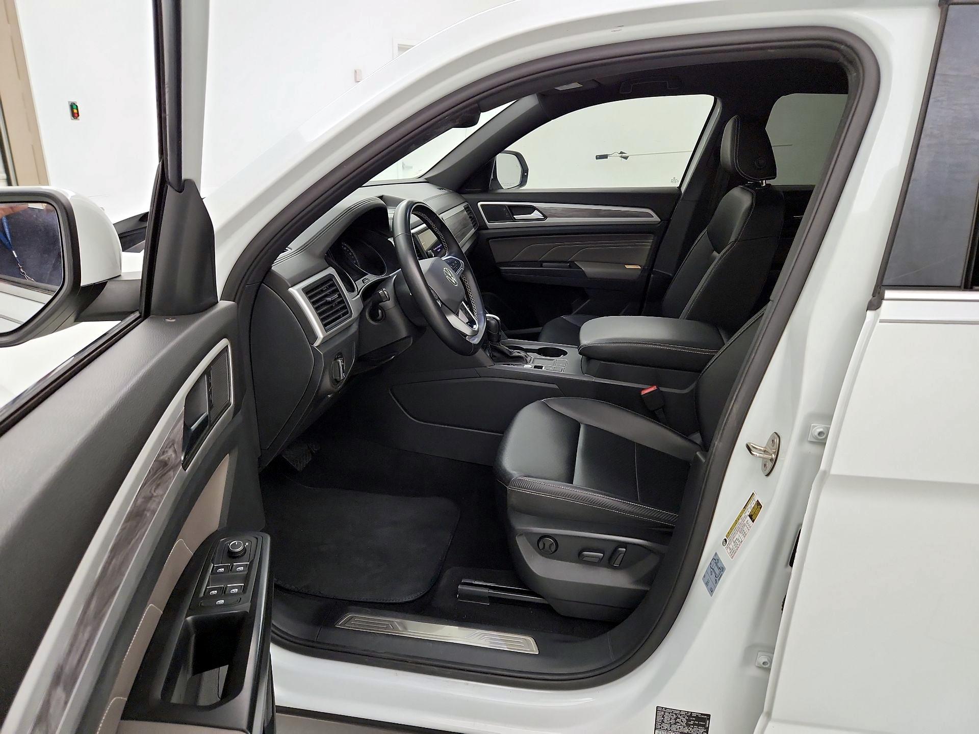 Thumbnail: 2021 Volkswagen Atlas - 11