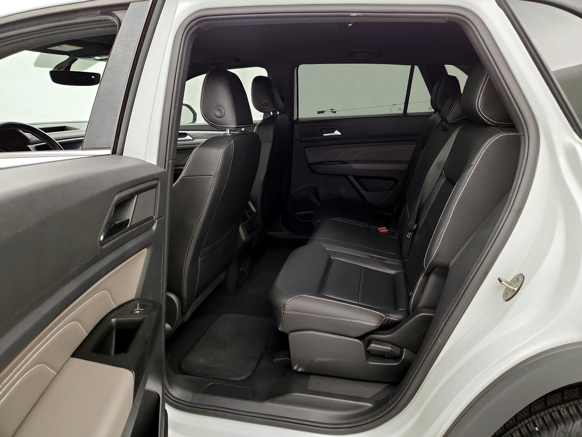 Thumbnail: 2021 Volkswagen Atlas - 20