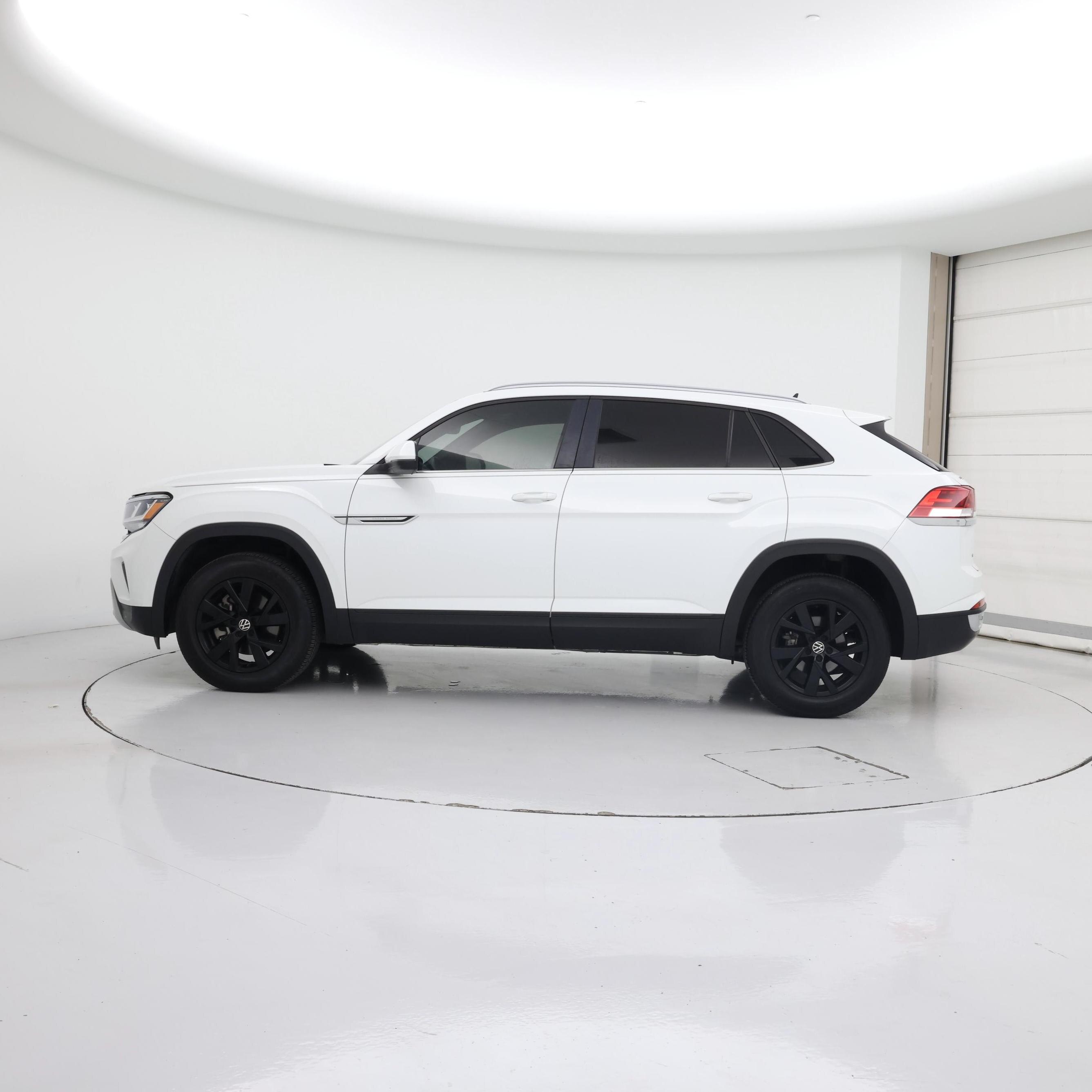 Thumbnail: 2021 Volkswagen Atlas - 3