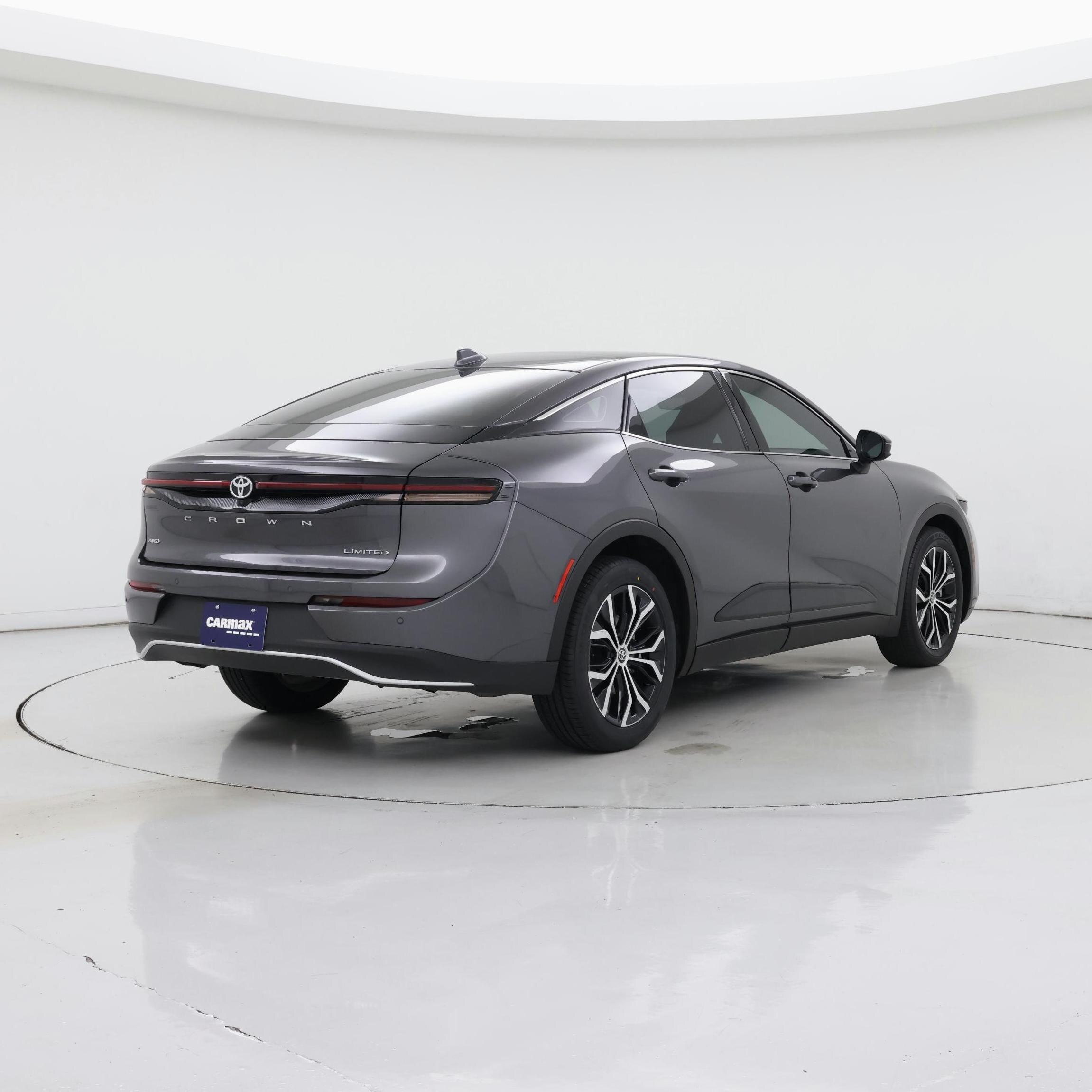 Thumbnail: 2023 Toyota Crown - 8