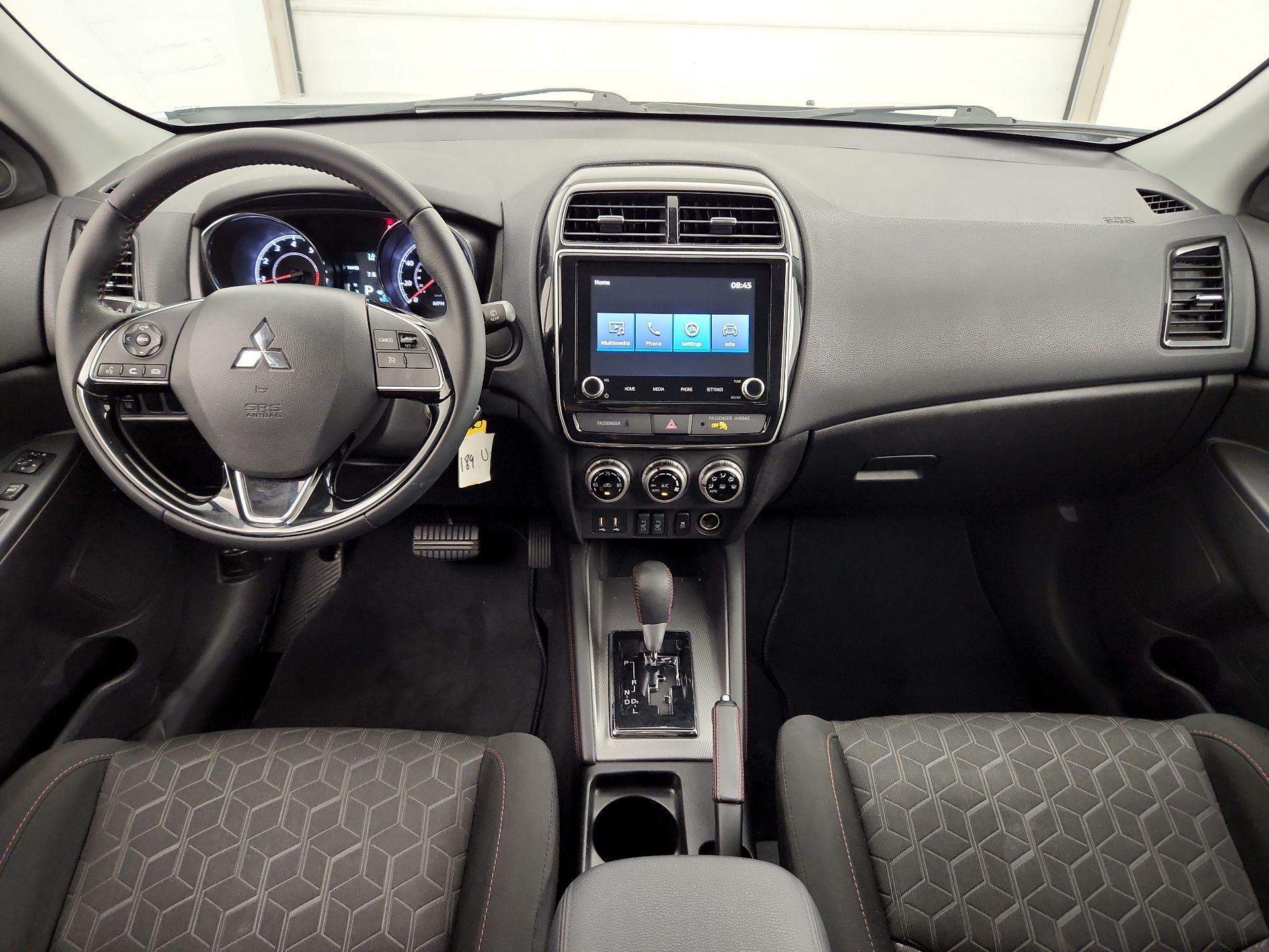Thumbnail: 2022 Mitsubishi Outlander Sport - 9