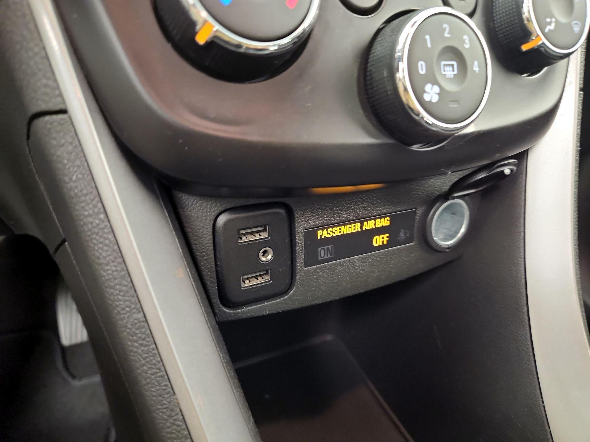 Thumbnail: 2021 Chevrolet Trax - 18