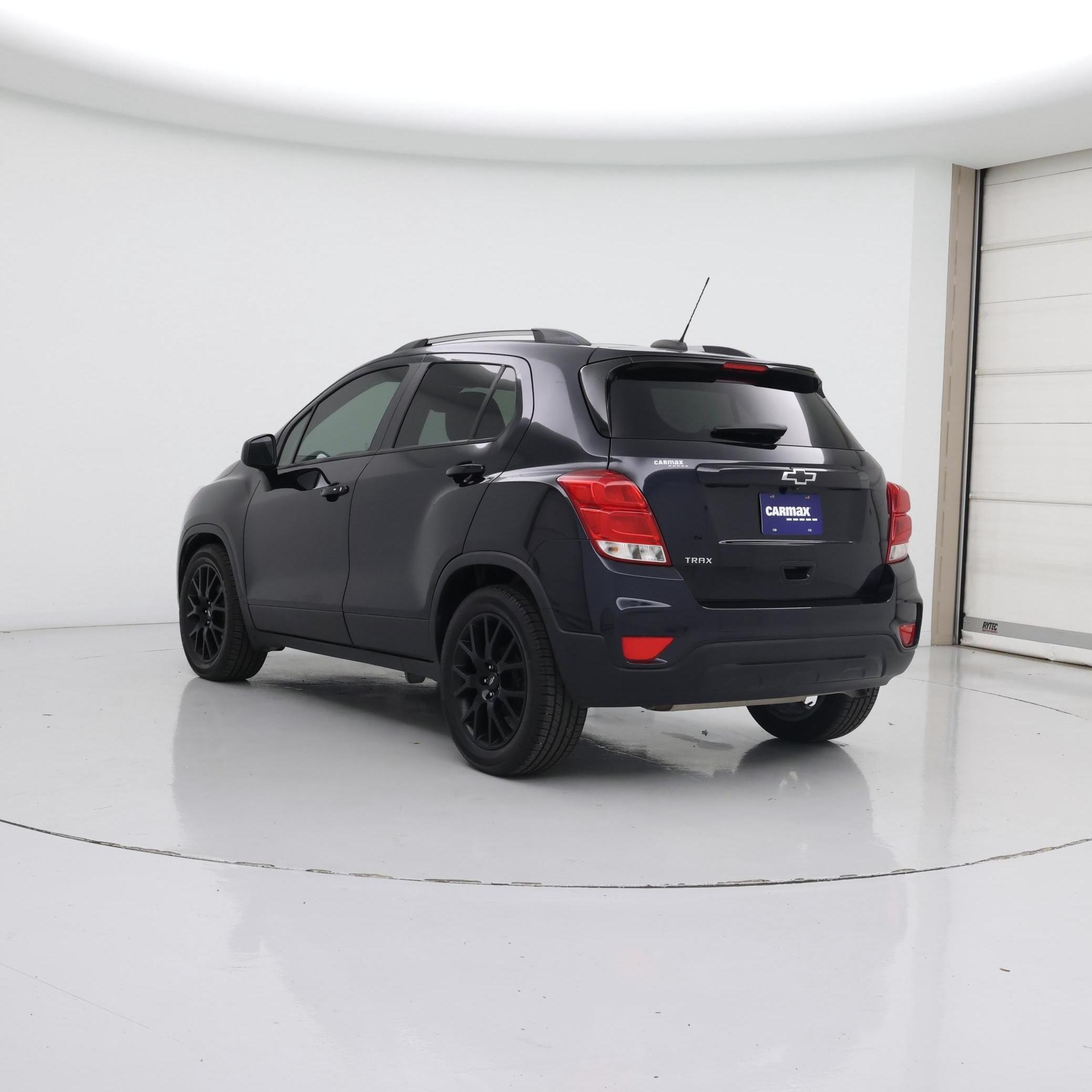 Thumbnail: 2021 Chevrolet Trax - 2