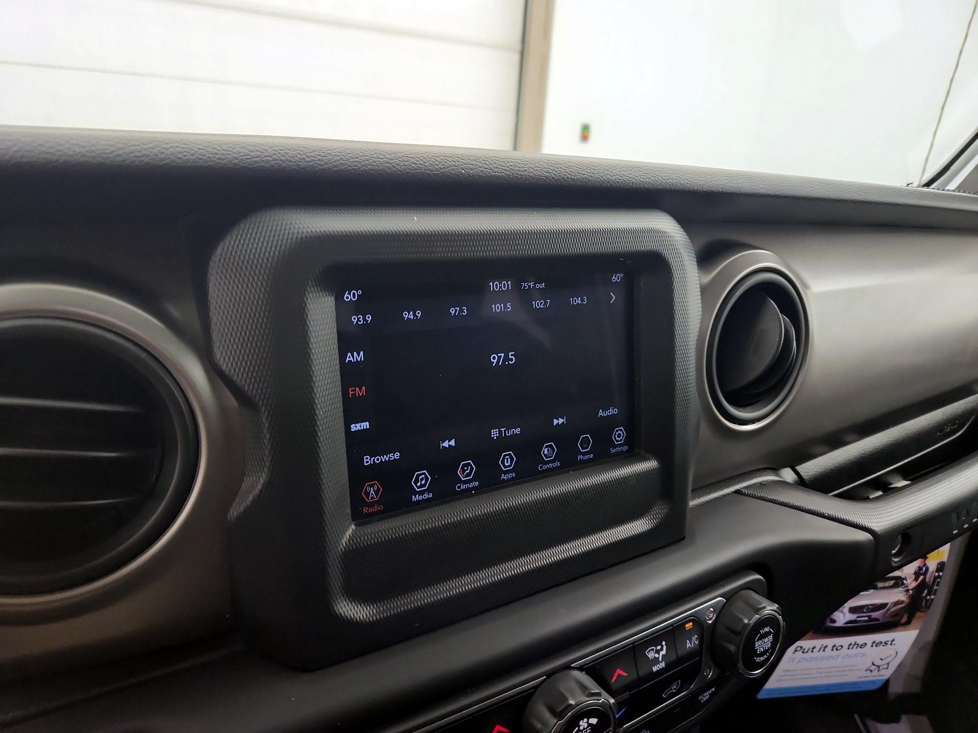 Thumbnail: 2021 Jeep Wrangler - 15